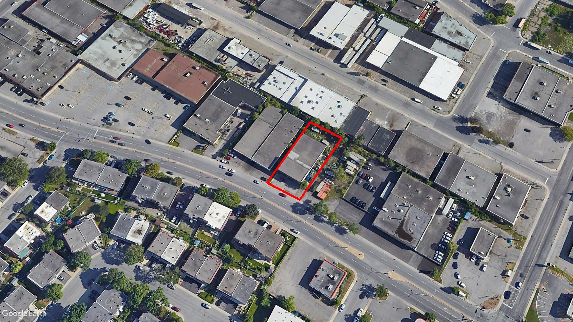 Tax Sale Montreal, Quebec - 020915-95