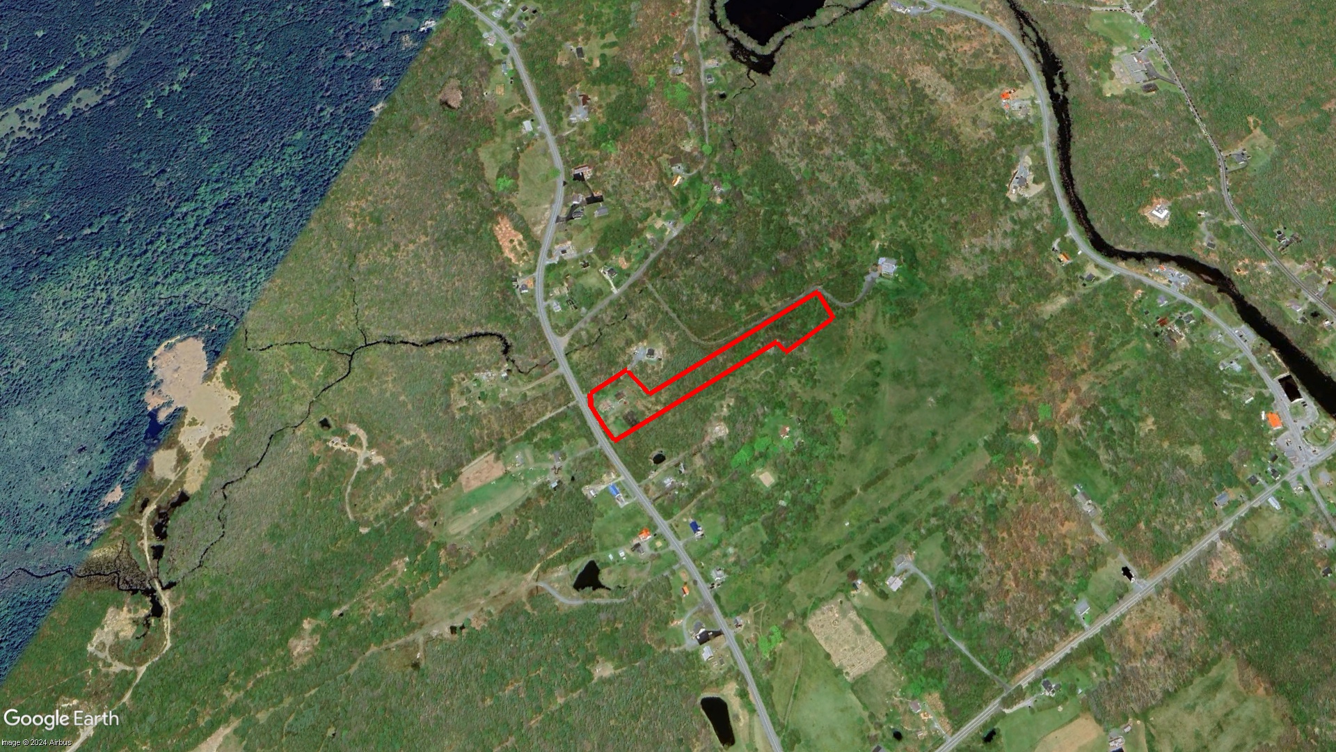 Tax Sale Lunenburg, Nova Scotia - 04447093