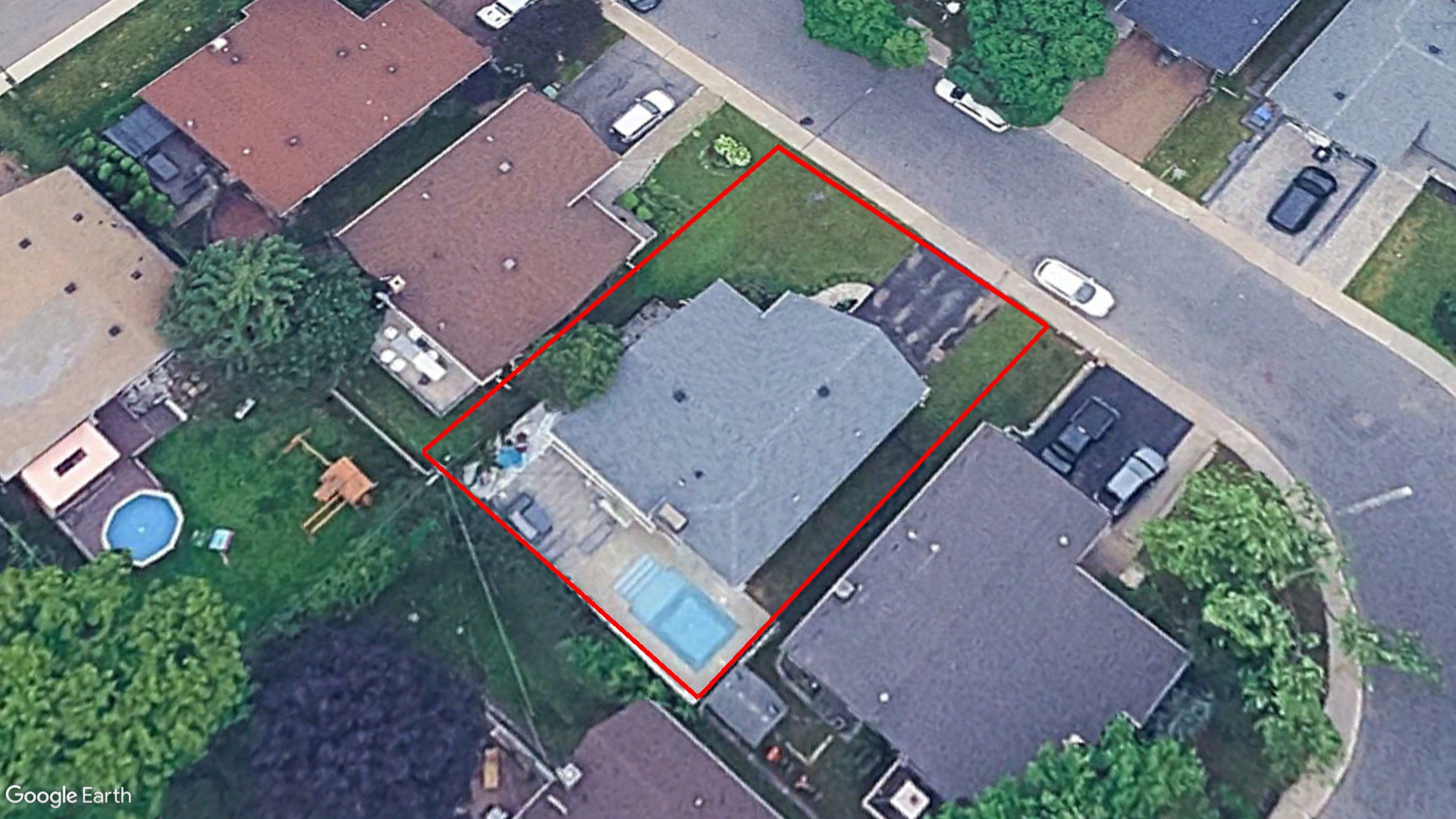 Tax Sale Montreal, Quebec - 040982-76