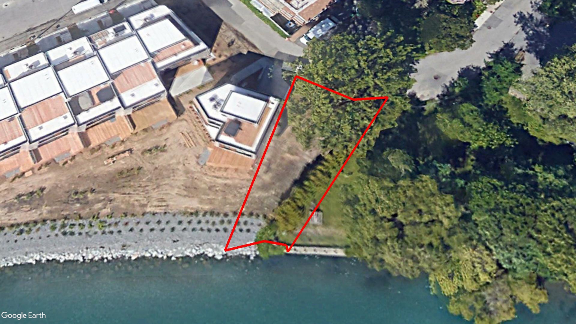 Tax Sale Montreal, Quebec - 052644-68