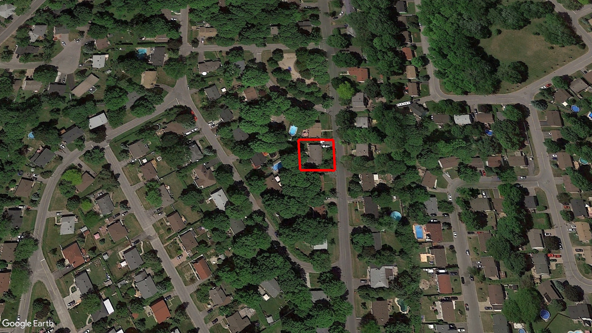 Tax Sale Montreal, Quebec - 040085-58