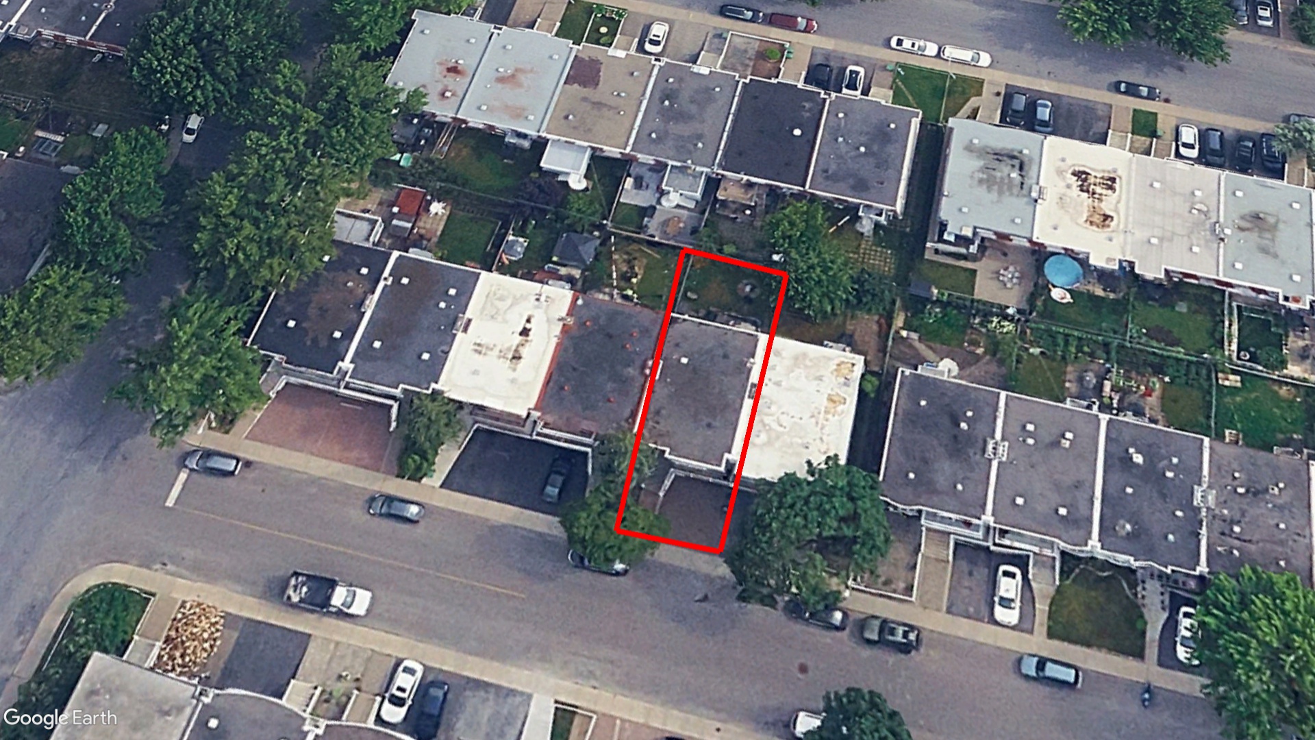 Tax Sale Montreal, Quebec - 040283-58