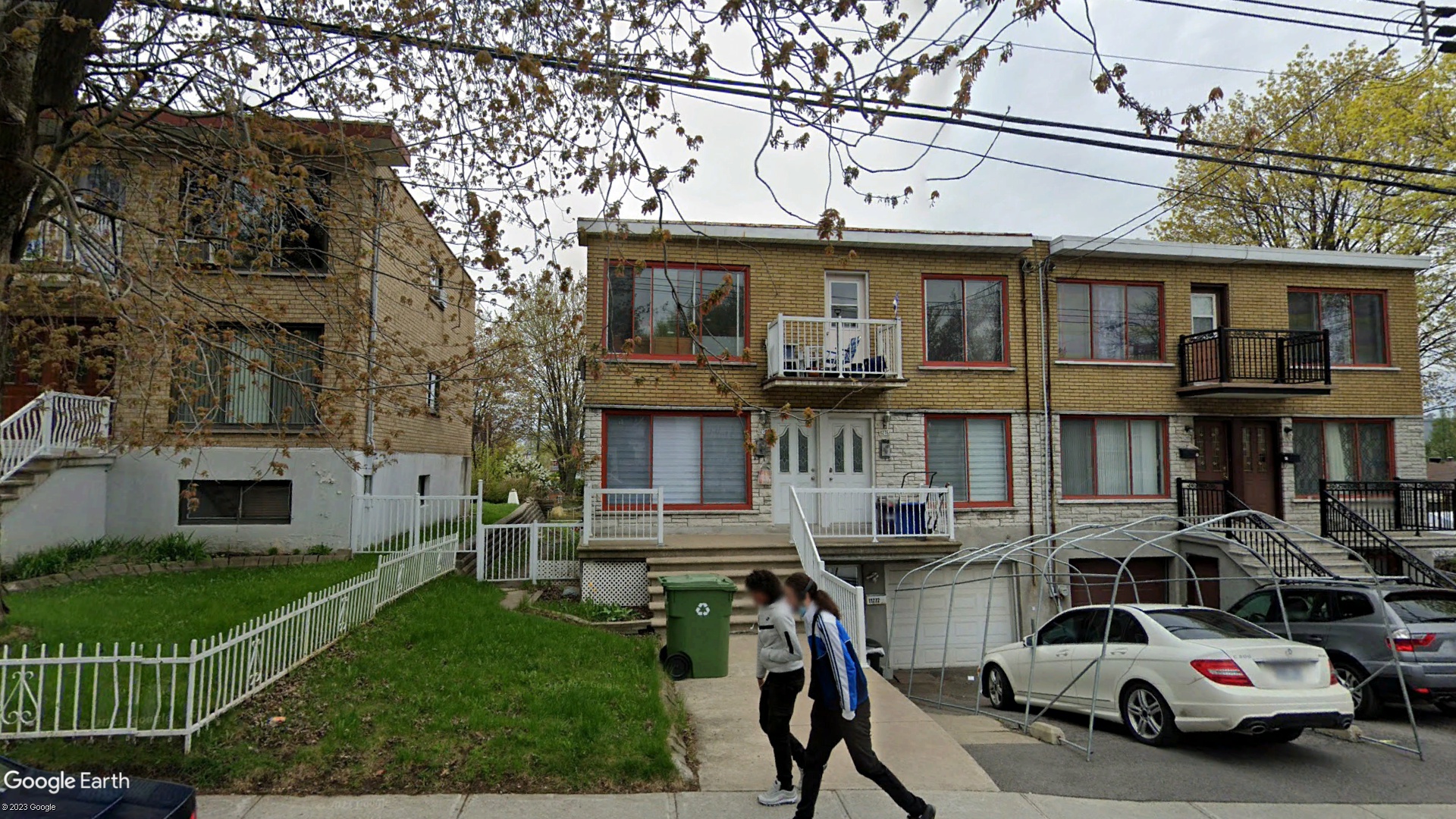 Tax Sale Montreal, Quebec - 020719-76