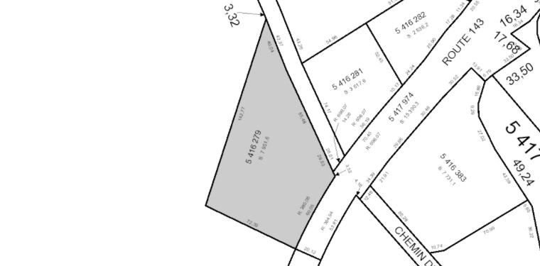 Tax Sale Coaticook, Quebec - 2002 70 7026