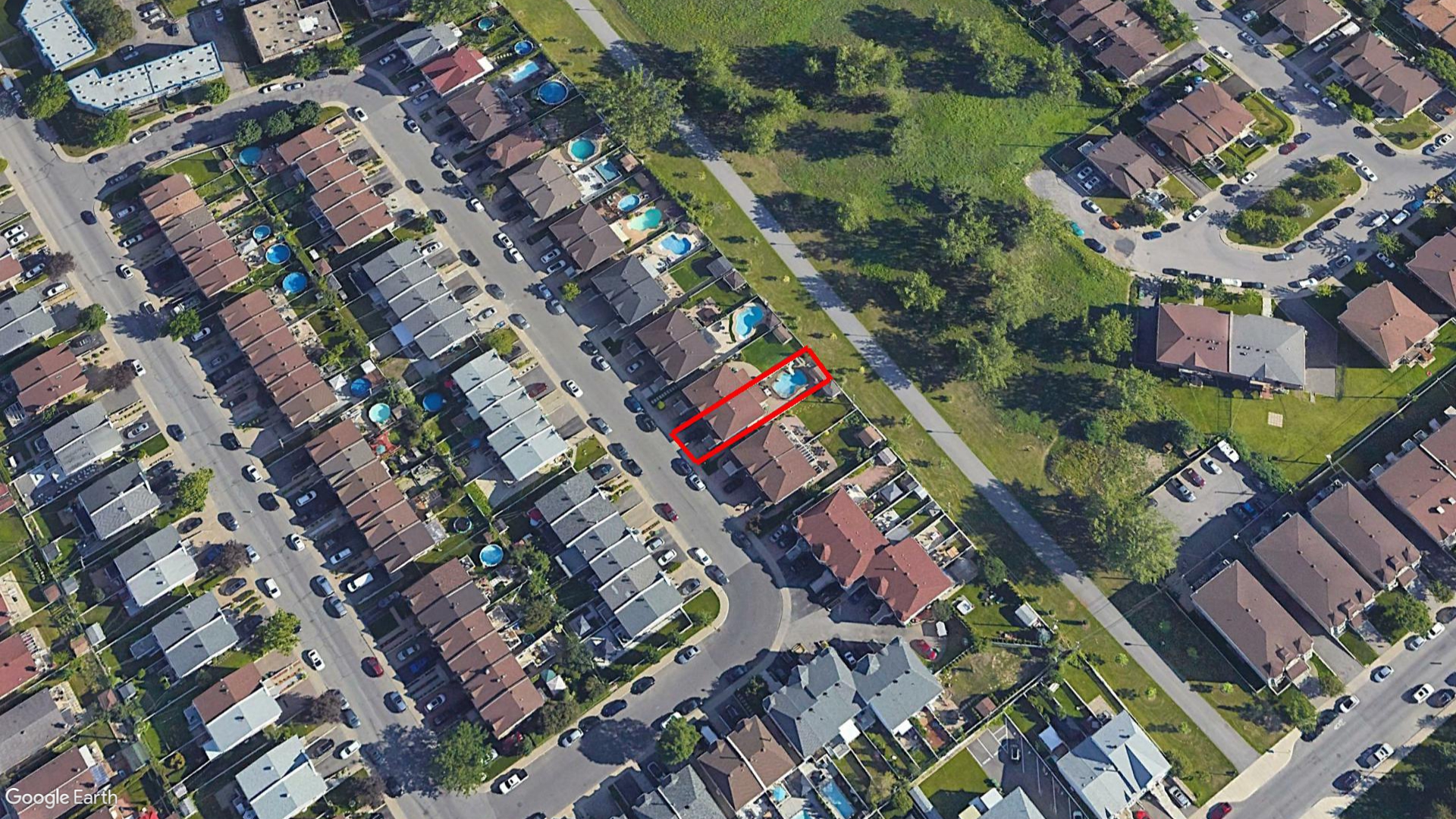 Tax Sale Montreal, Quebec - 854030-32