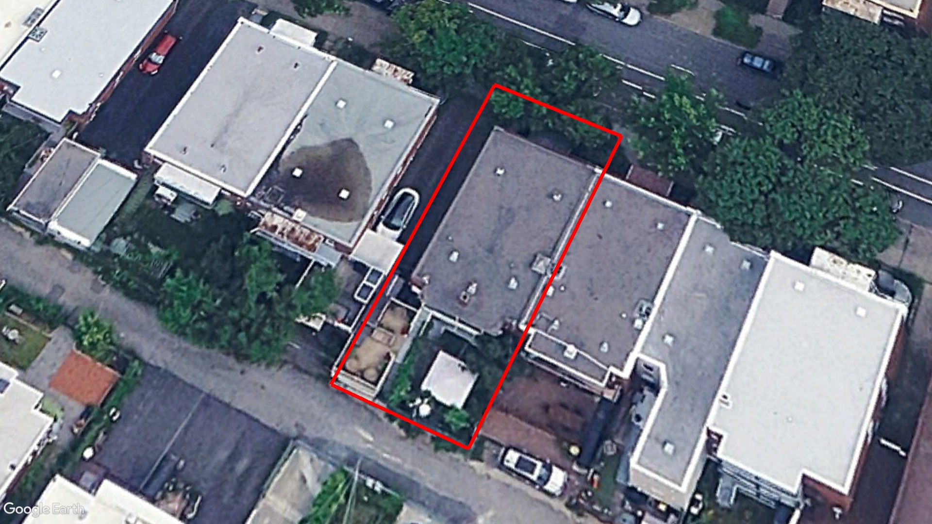 Tax Sale Montreal, Quebec - 690233-00