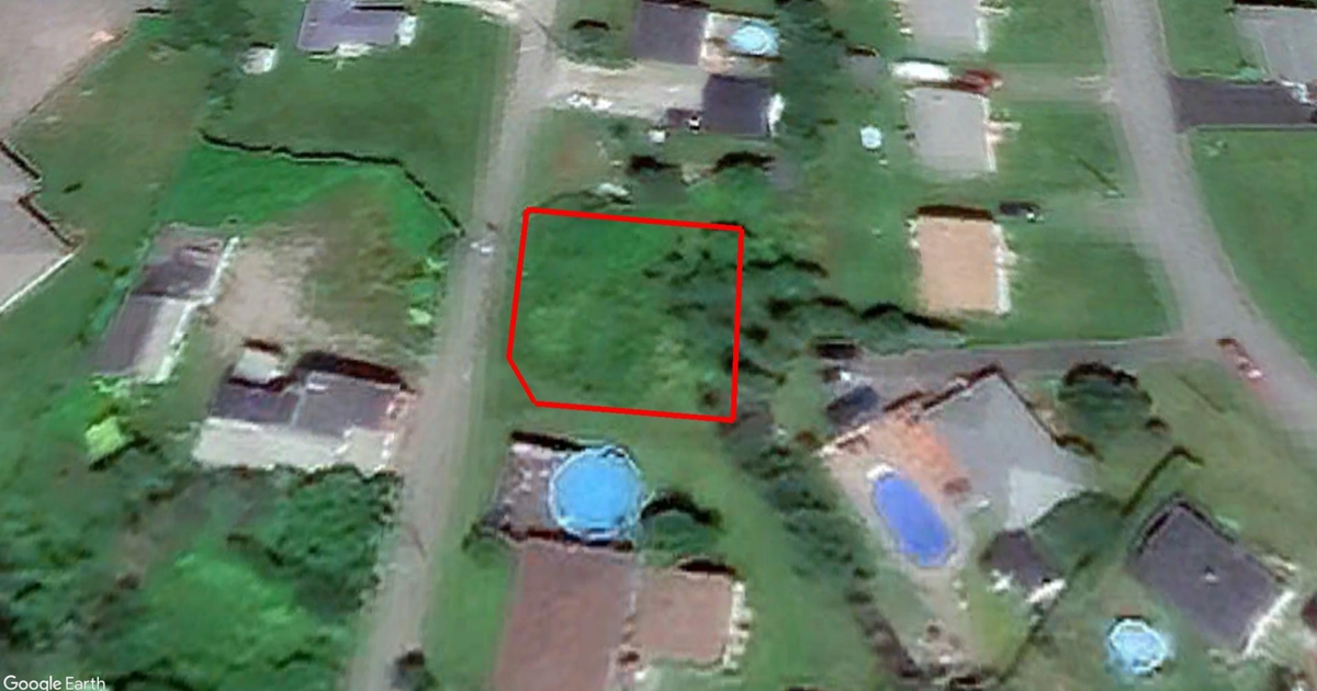 Tax Sale in Cape Breton, Nova Scotia walsh lane land, glace bay Tax