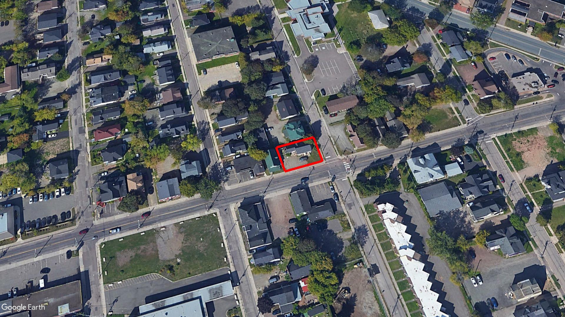 Tax Sale Moncton, New Brunswick - 01865097