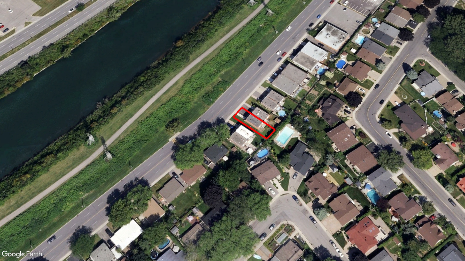 Tax Sale Montreal, Quebec - 040490-10