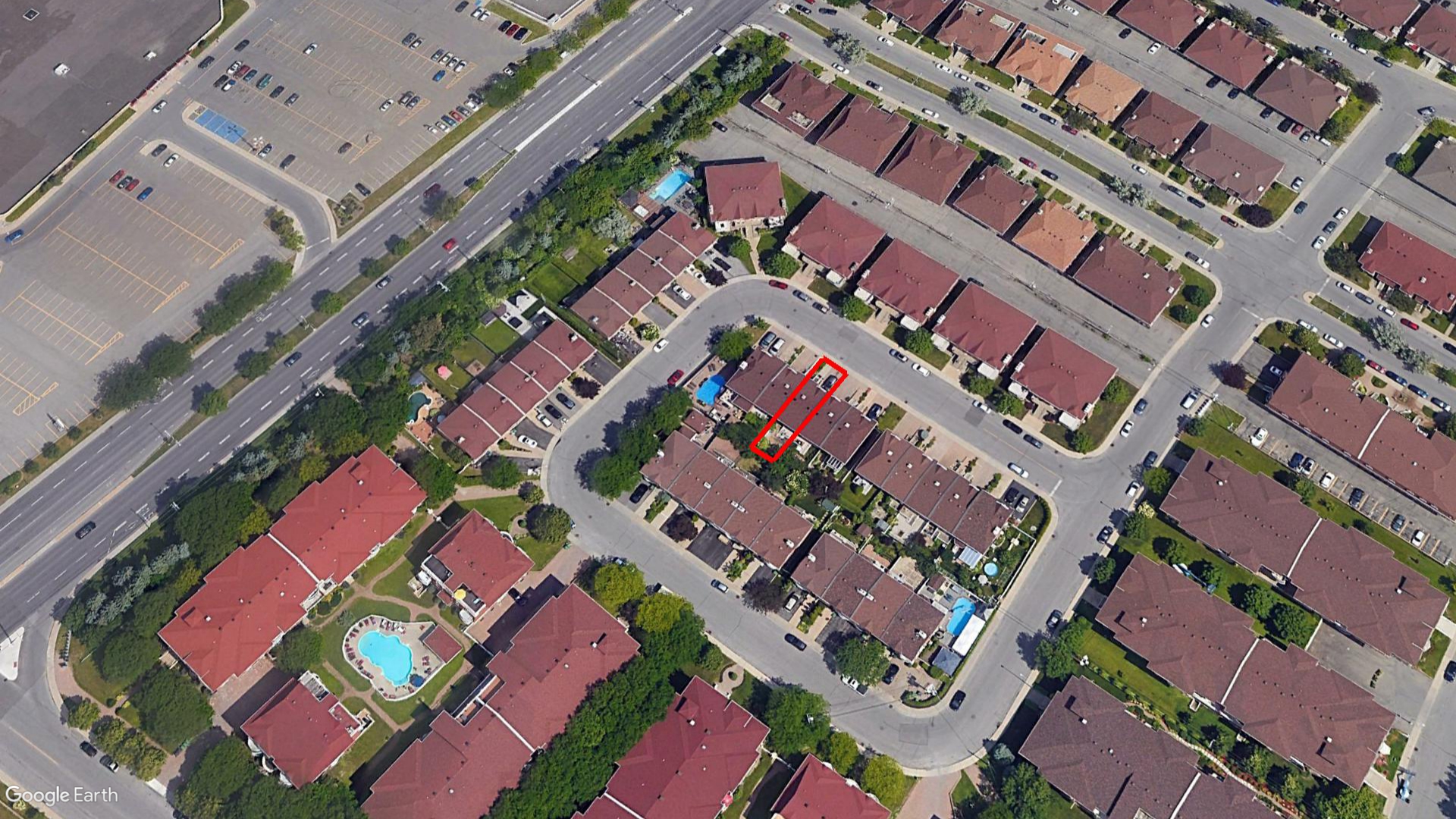 Tax Sale Montreal, Quebec - 050234-10