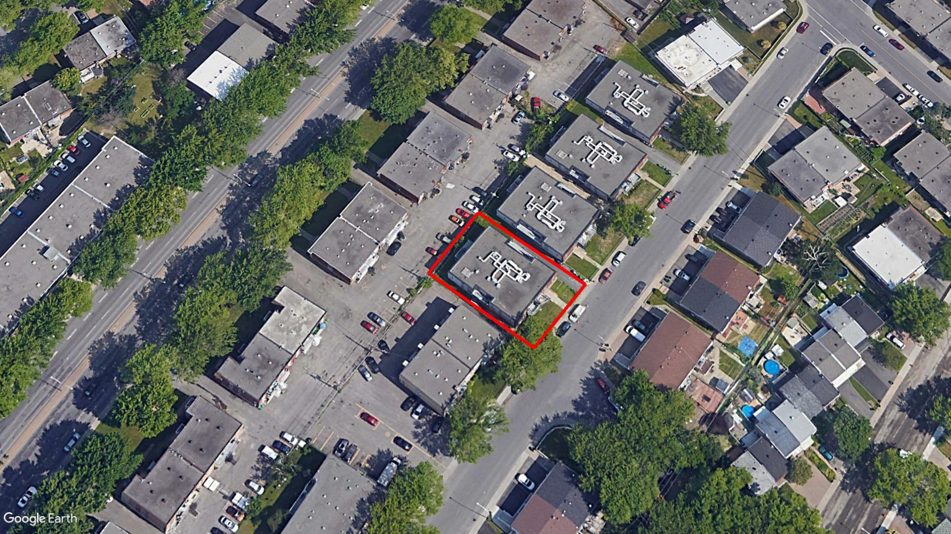 Tax Sale Montreal, Quebec - 020875-64