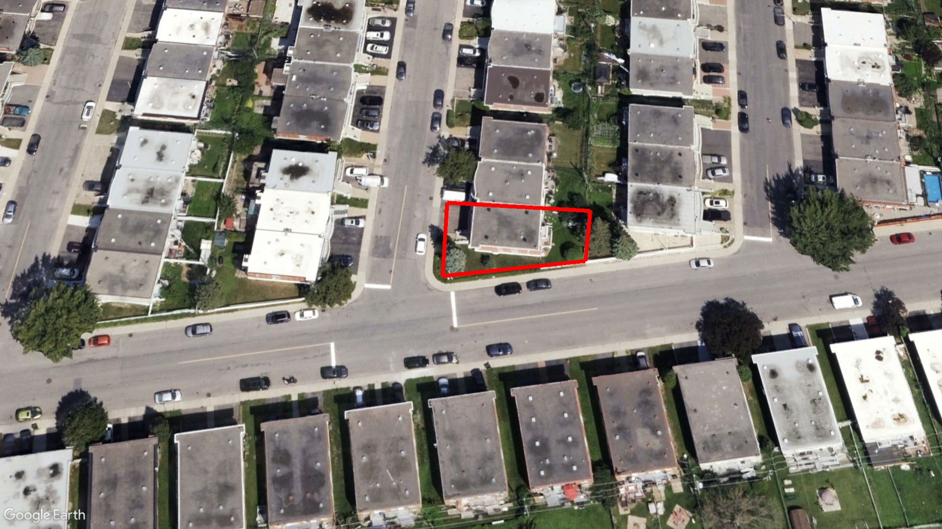 Tax Sale Montreal, Quebec - 040356-52