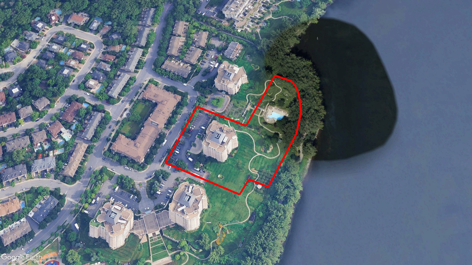 Tax Sale Montreal, Quebec - 051221-56