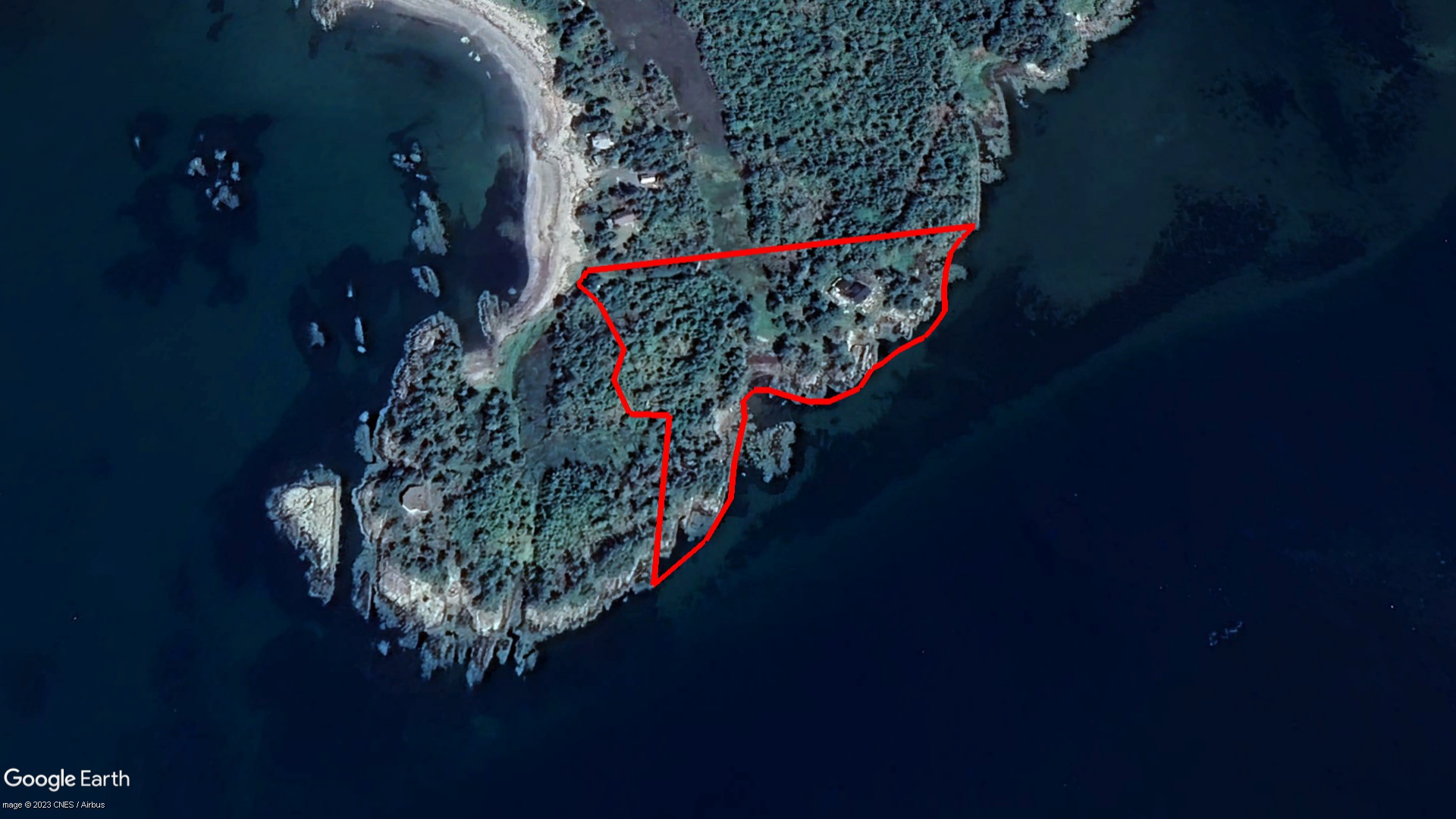 Tax Sale Lunenburg, Nova Scotia - 02092433