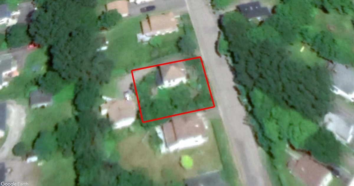 Tax Sale in Cape Breton, Nova Scotia 64 clyde ave land dwelling