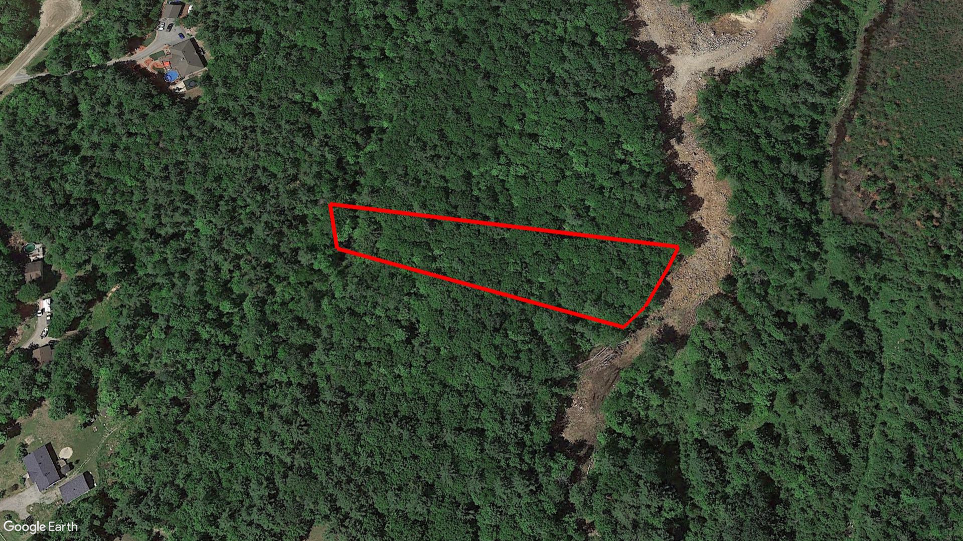 Tax Sale  Des-Collines-De-L'outaouais, Quebec - 7052-00-1938