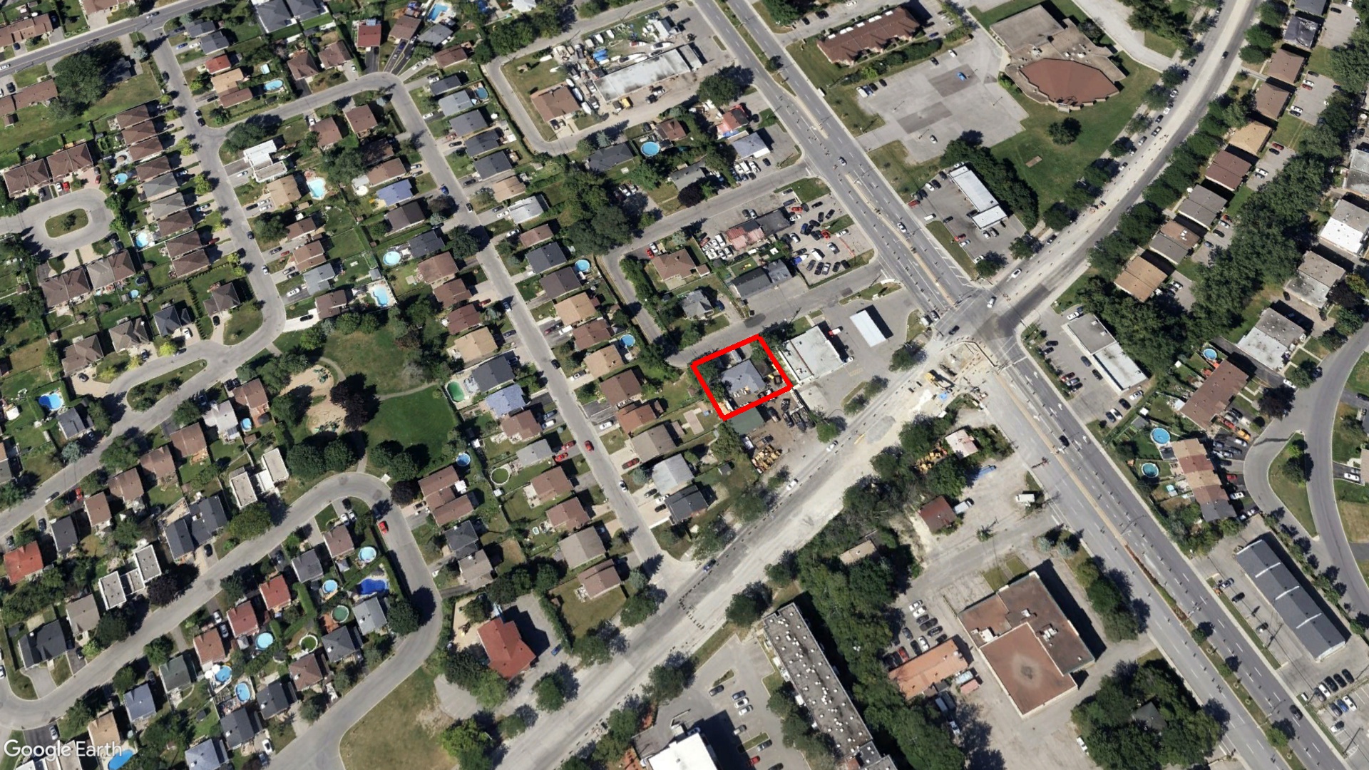 Tax Sale Montreal, Quebec - 040137-57