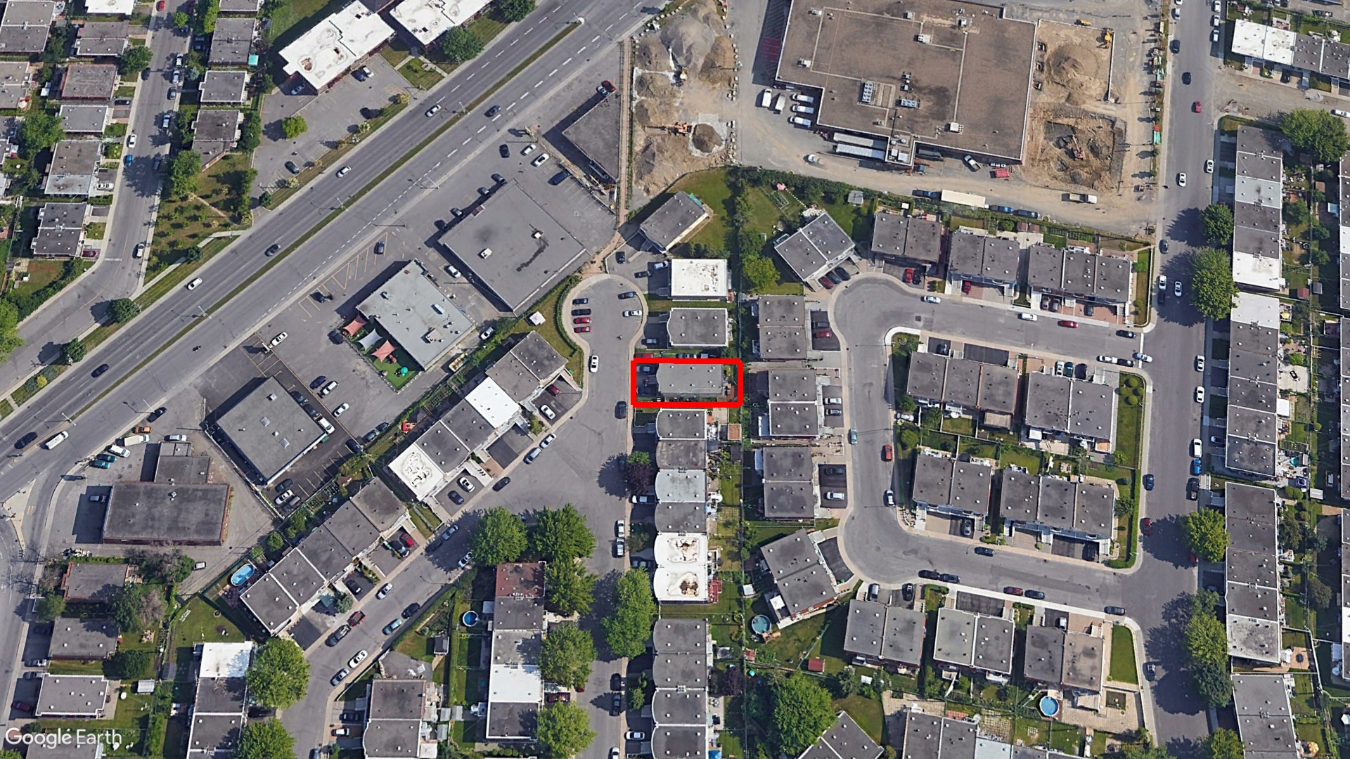 Tax Sale Montreal, Quebec - 040361-54