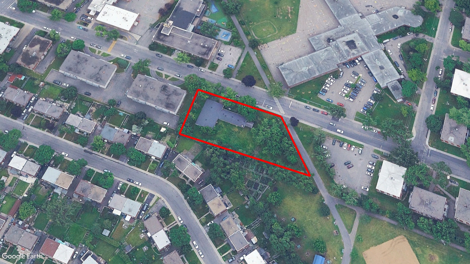 Tax Sale Montreal, Quebec - 040359-90