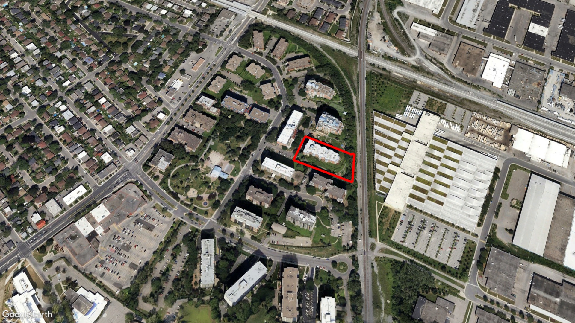 Tax Sale Montreal, Quebec - 041371-79