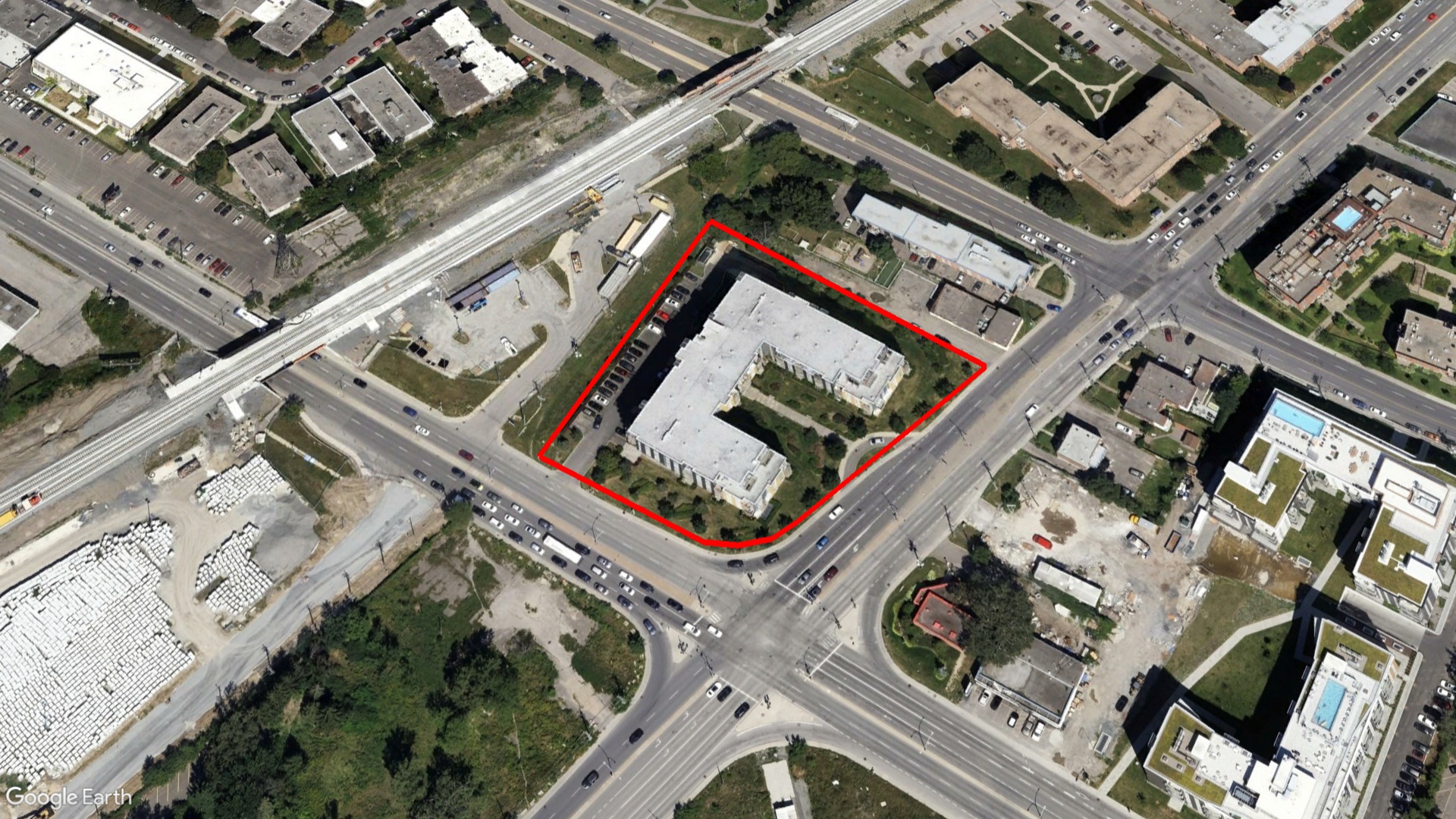 Tax Sale Montreal, Quebec - 051891-13