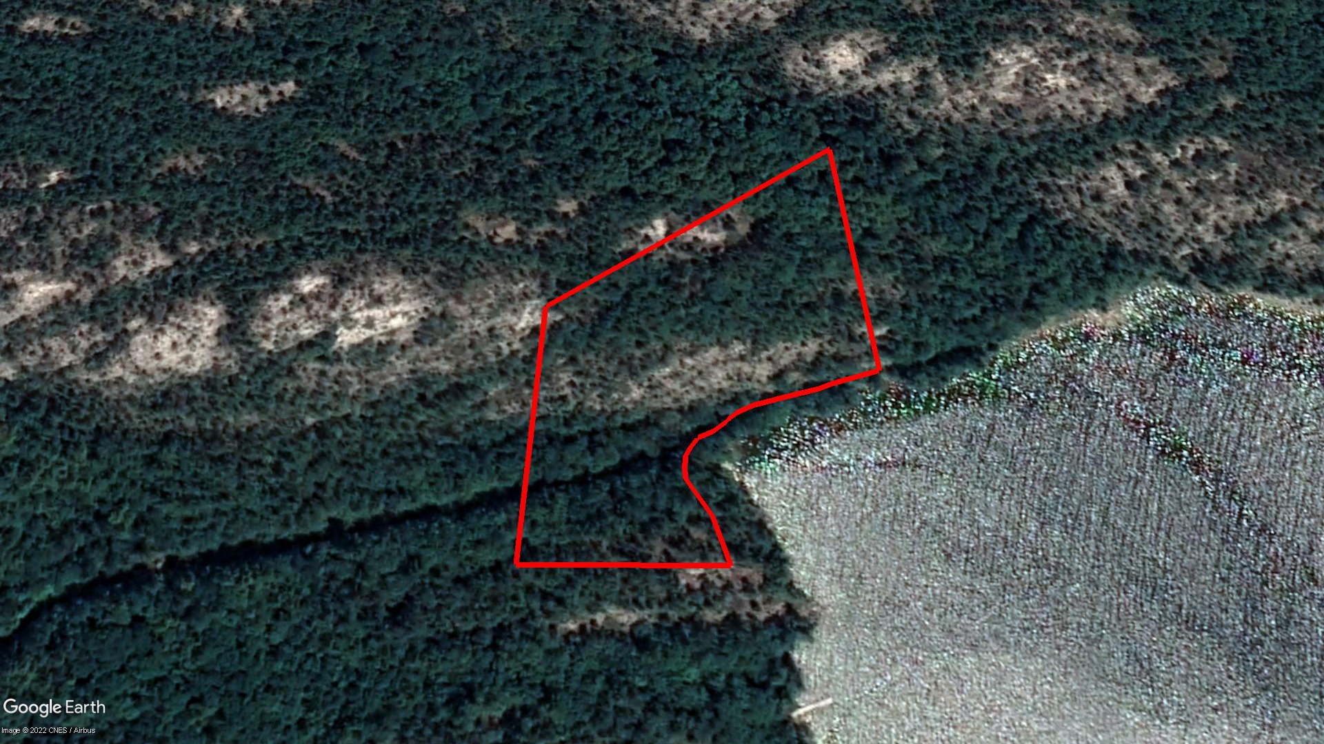 Tax Sale Killarney, Ontario - 51 36 000 002 08040 0000