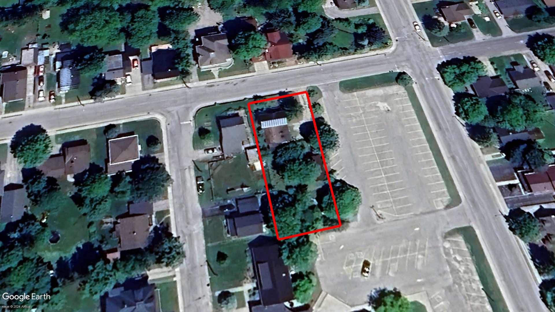 Tax Sale Hanover, Ontario - 42 29 020 001 09500 0000