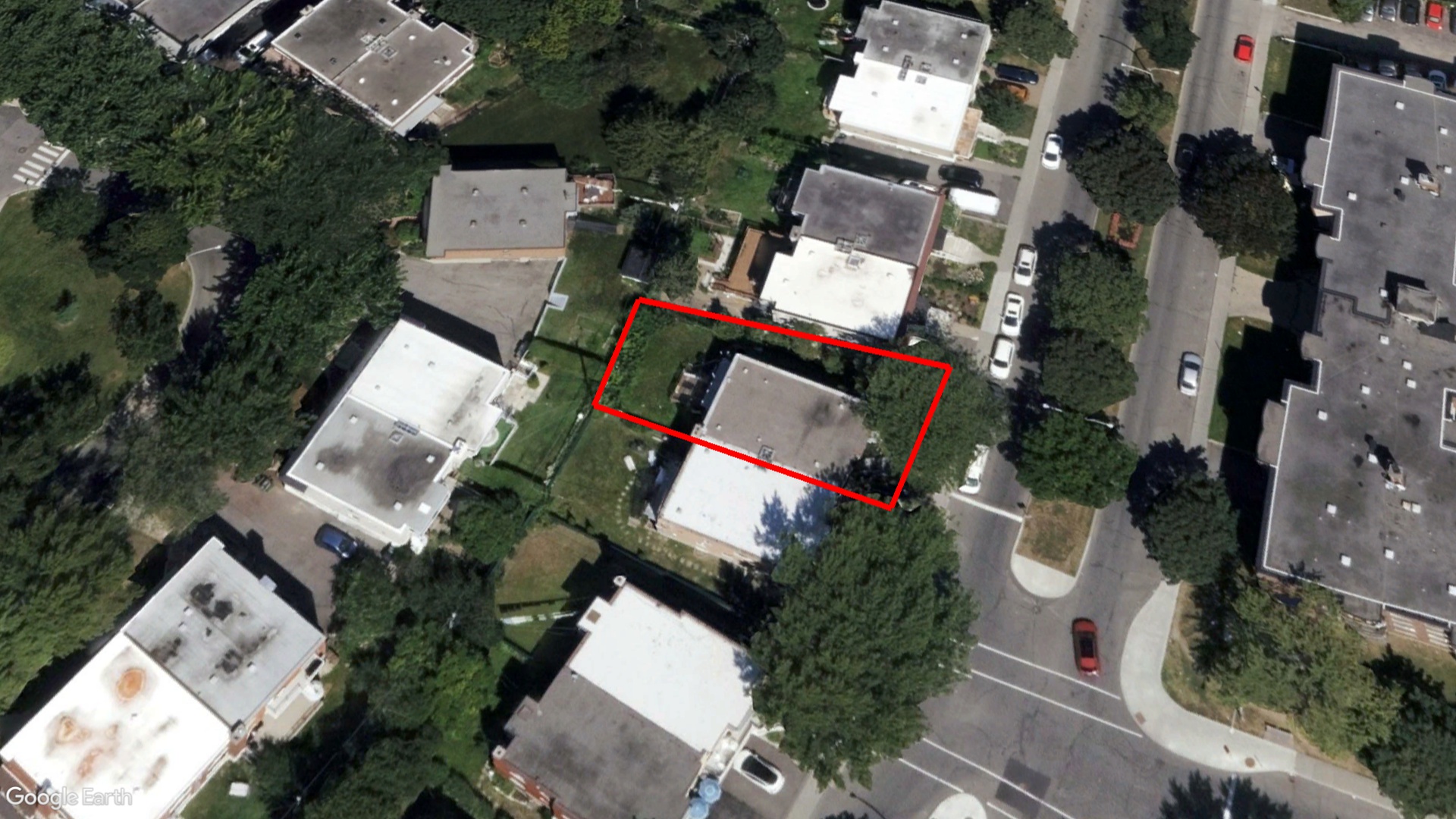 Tax Sale Montreal, Quebec - 040401-42 