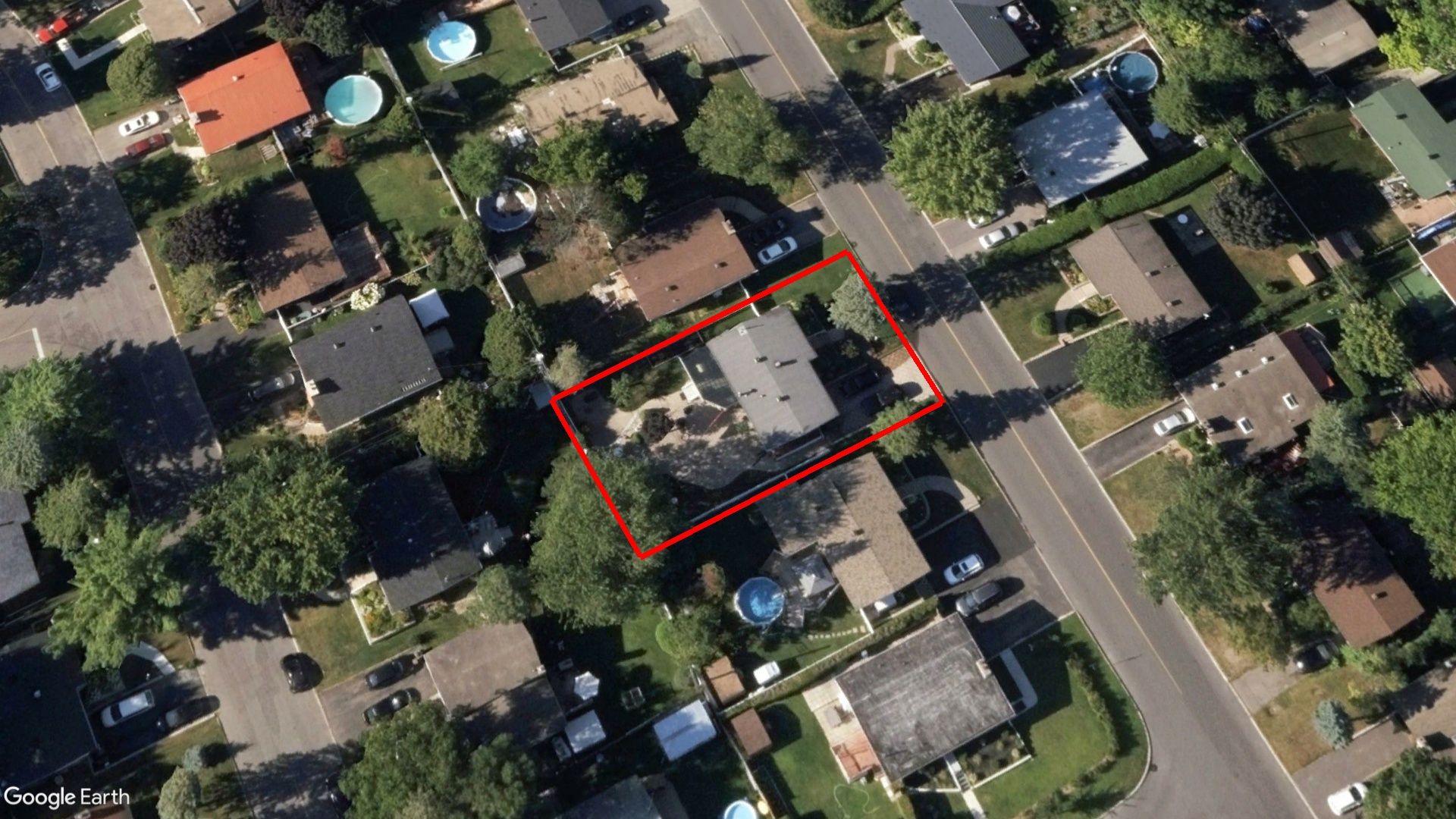 Tax Sale Montreal, Quebec - 040055-60