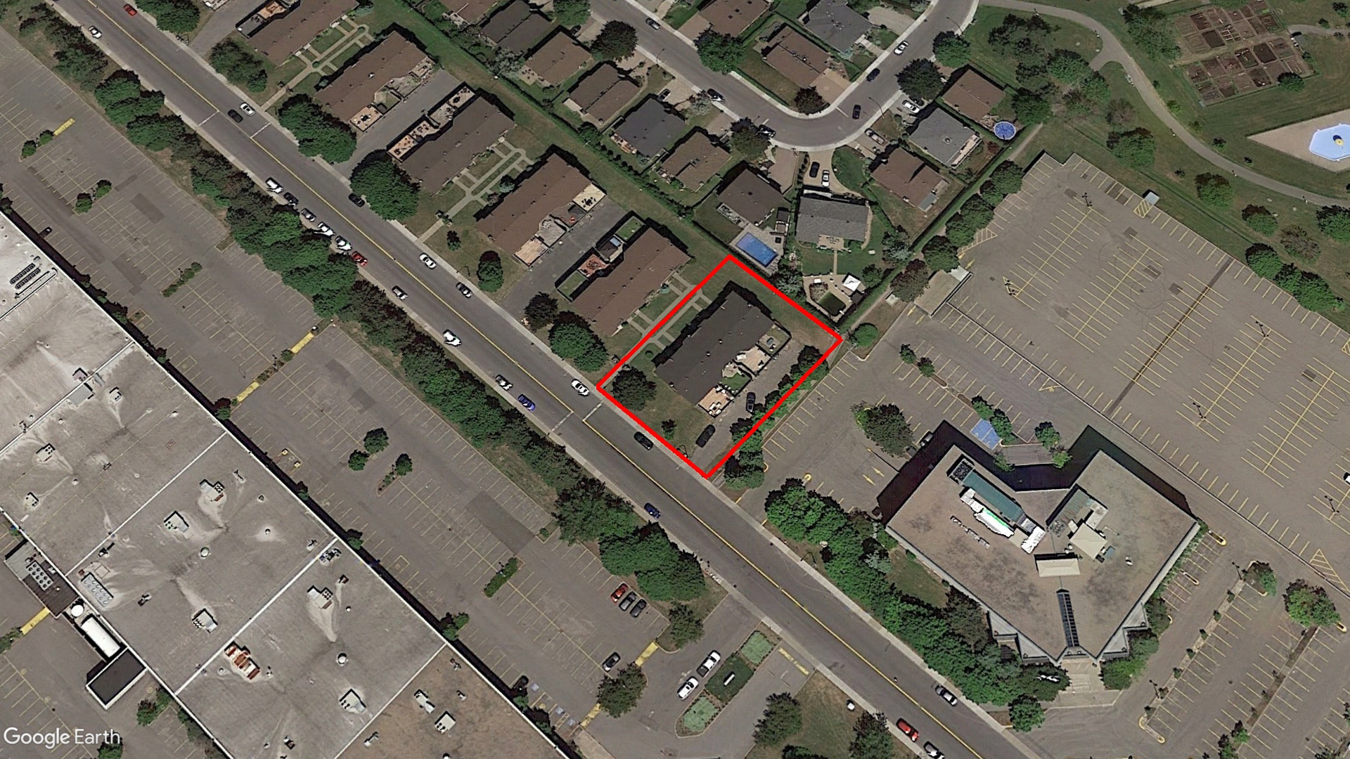 Tax Sale Montreal, Quebec - 041231-85