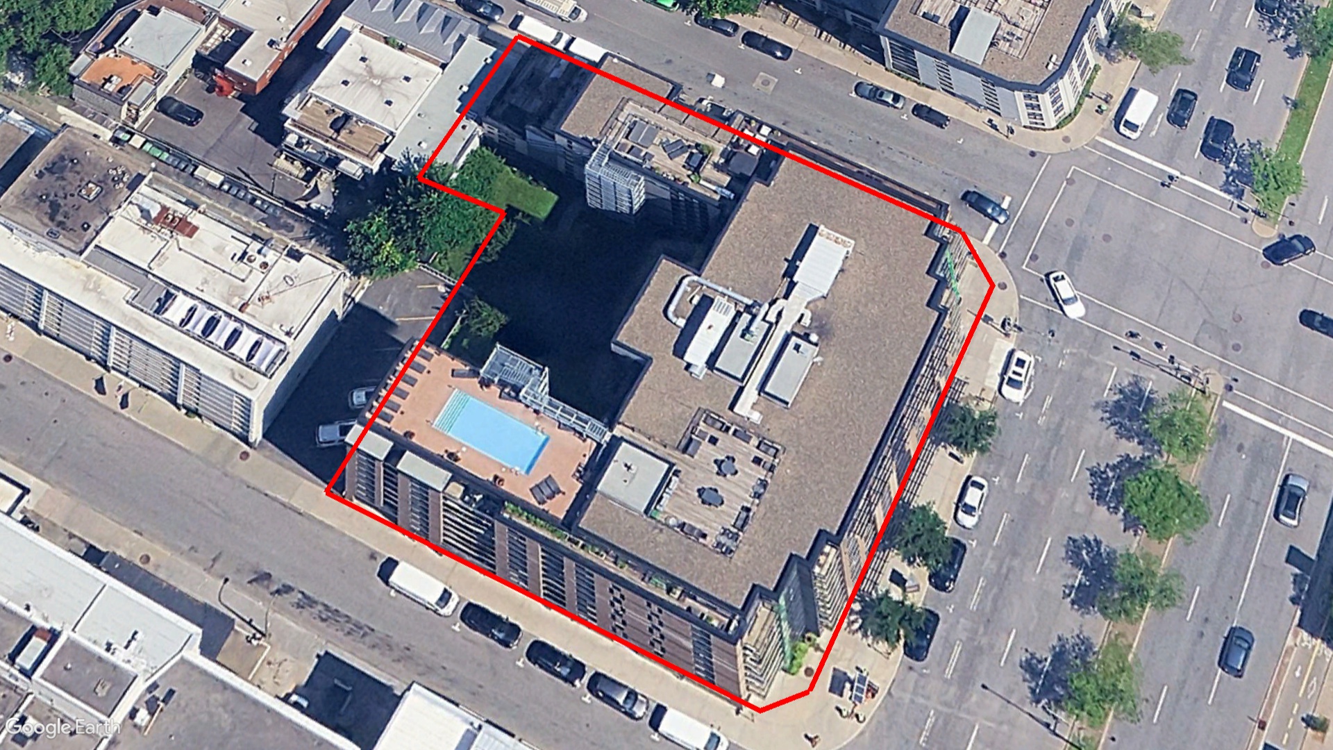 Tax Sale Montreal, Quebec - 200152-96