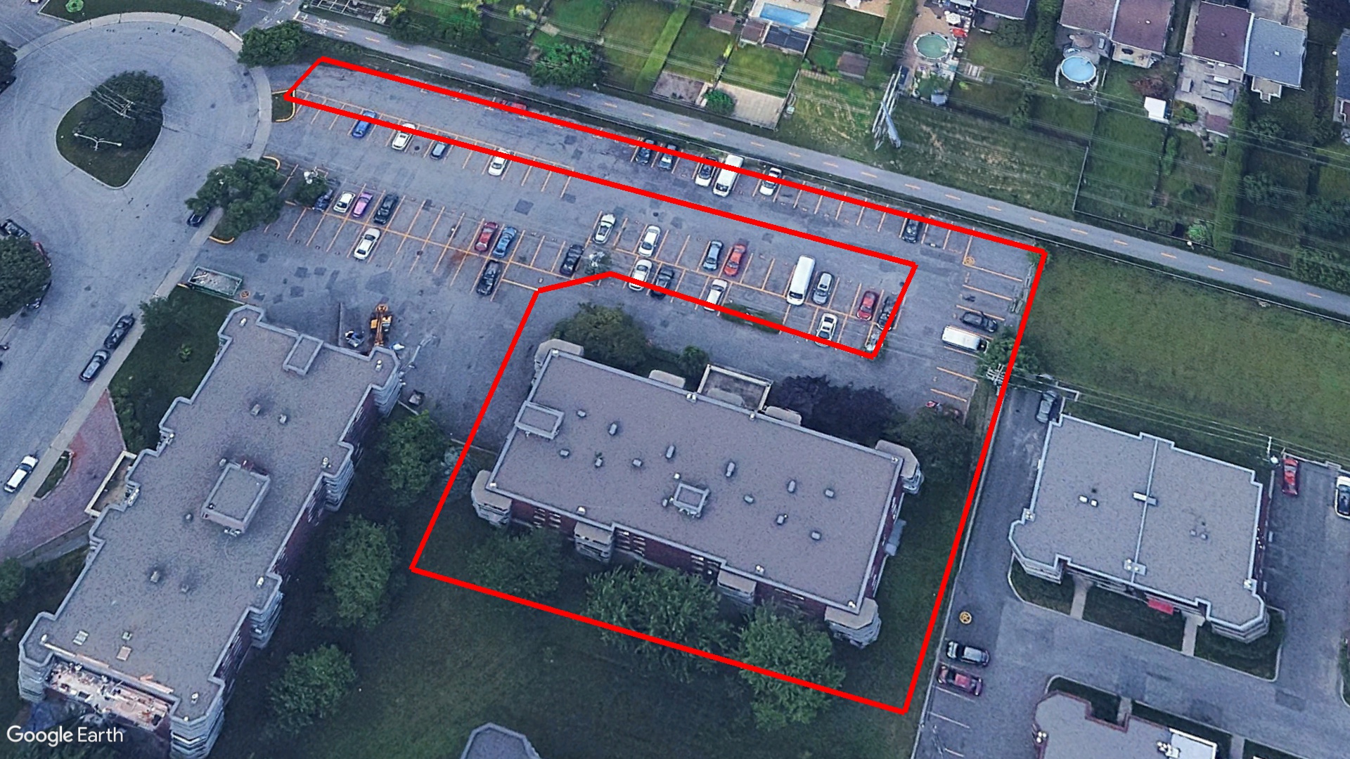 Tax Sale Montreal, Quebec - 051523-04