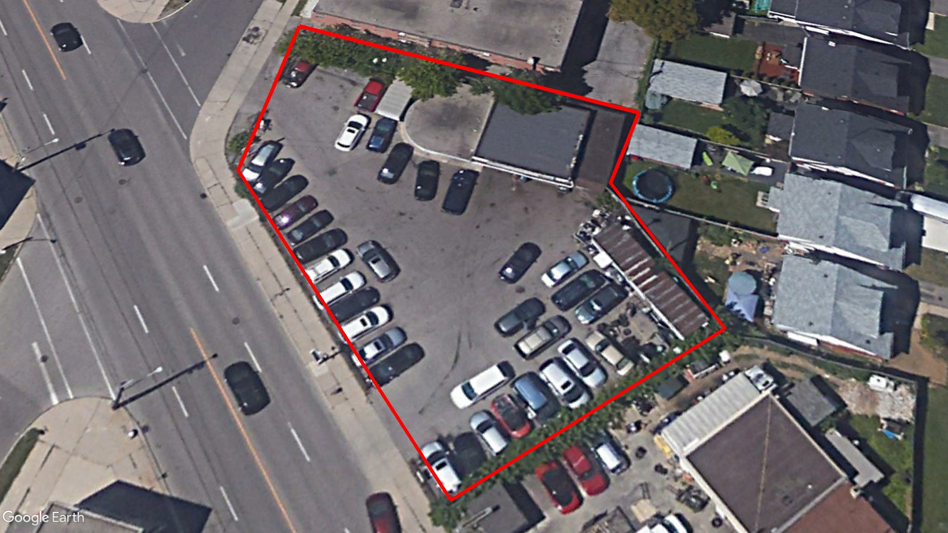 Tax Sale Hamilton, Ontario - 25 18 040.304.02020