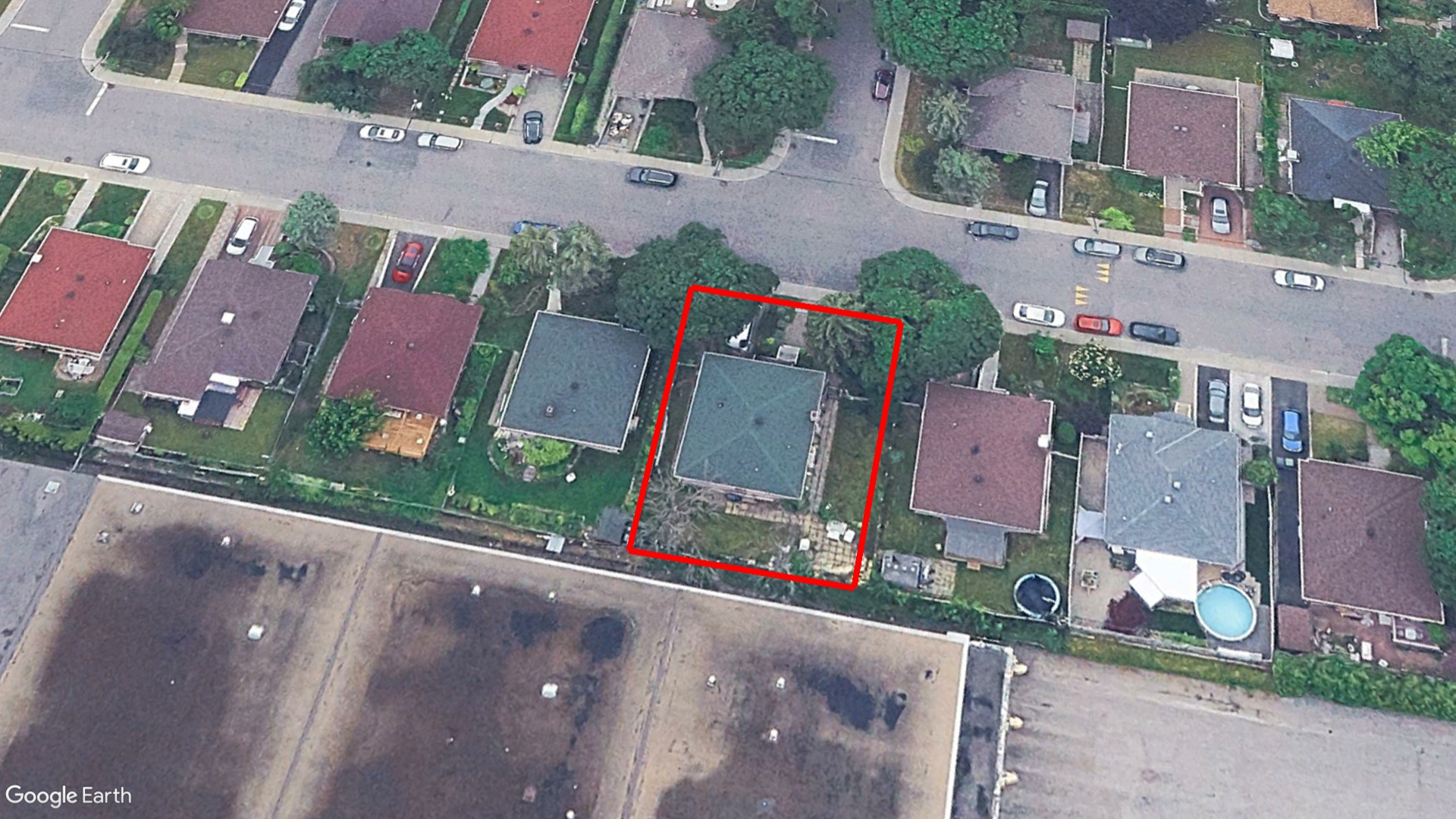 Tax Sale Montreal, Quebec - 040294-06