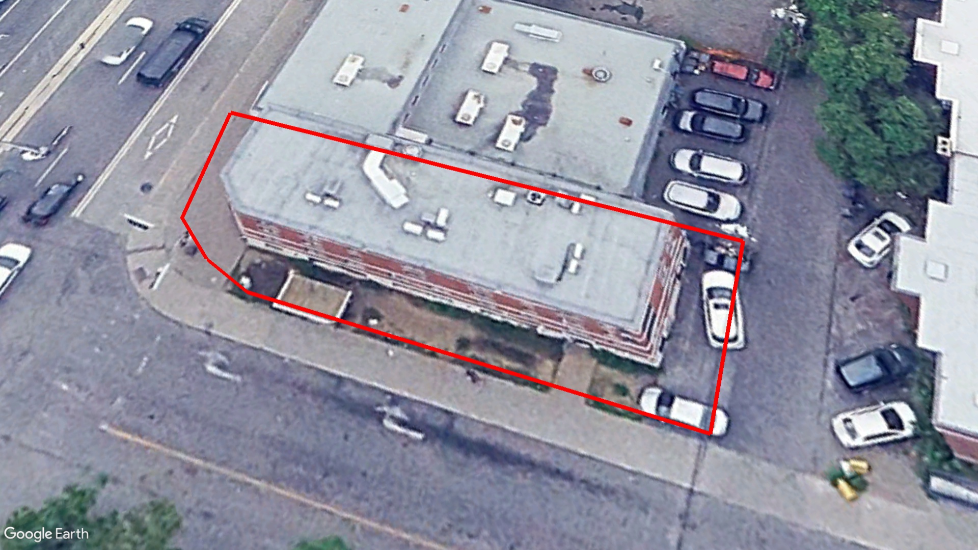 Tax Sale Montreal, Quebec - 040395-63