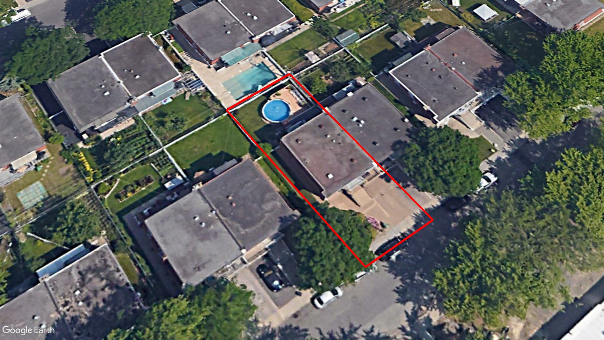 Tax Sale Montreal, Quebec - 020872-74 