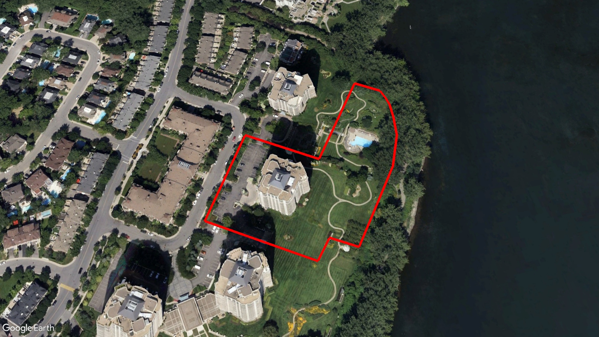 Tax Sale Montreal, Quebec - 051221-56 