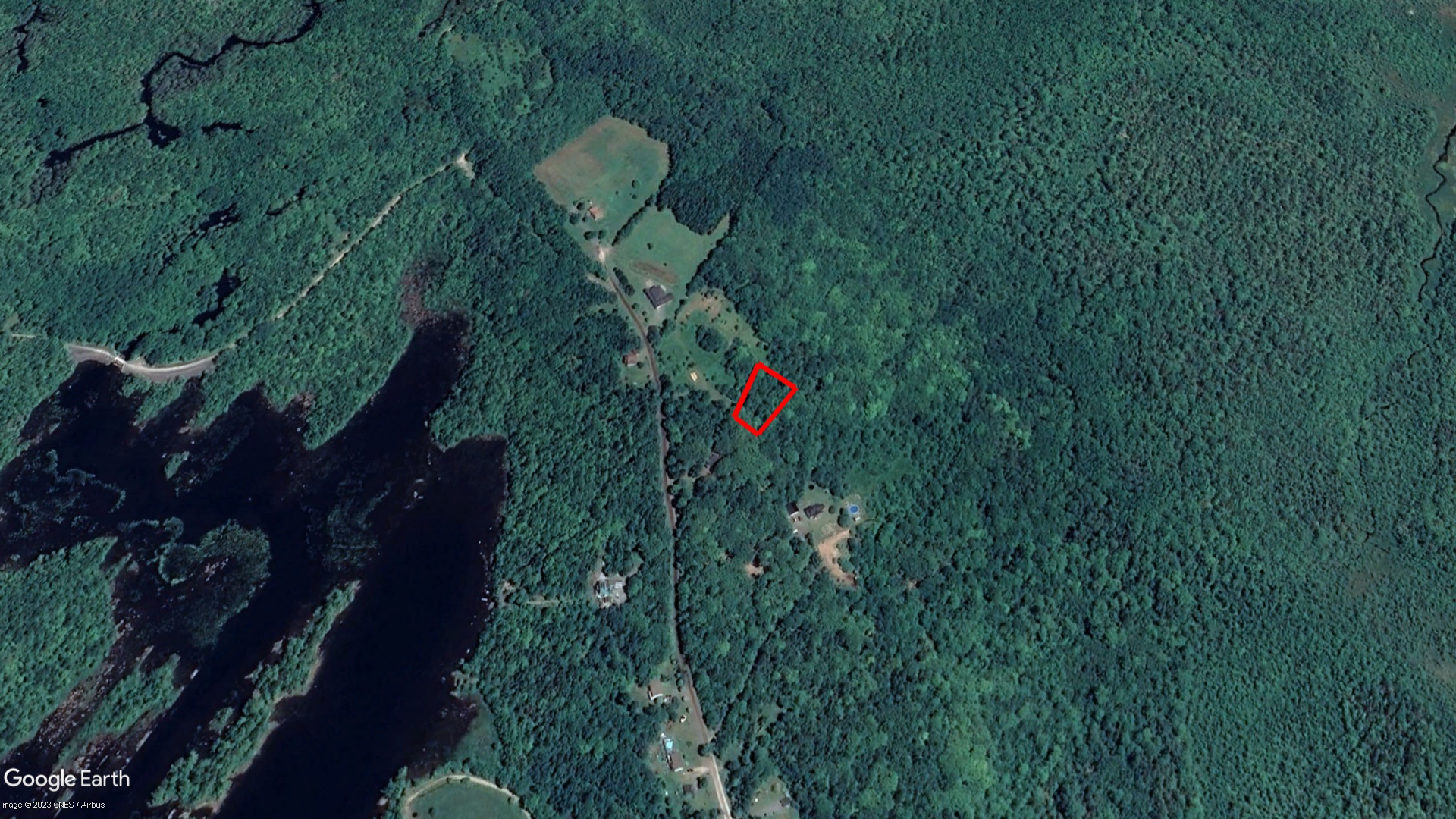 Tax Sale Lunenburg, Nova Scotia - 08188556