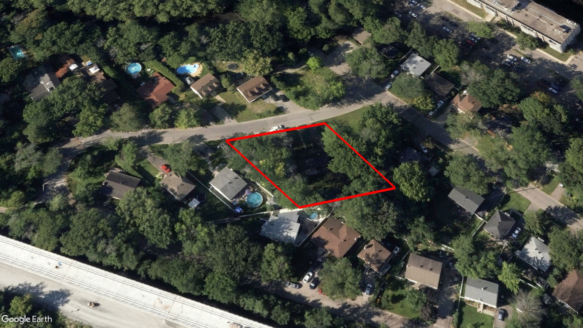 Tax Sale Montreal, Quebec - 040758-22