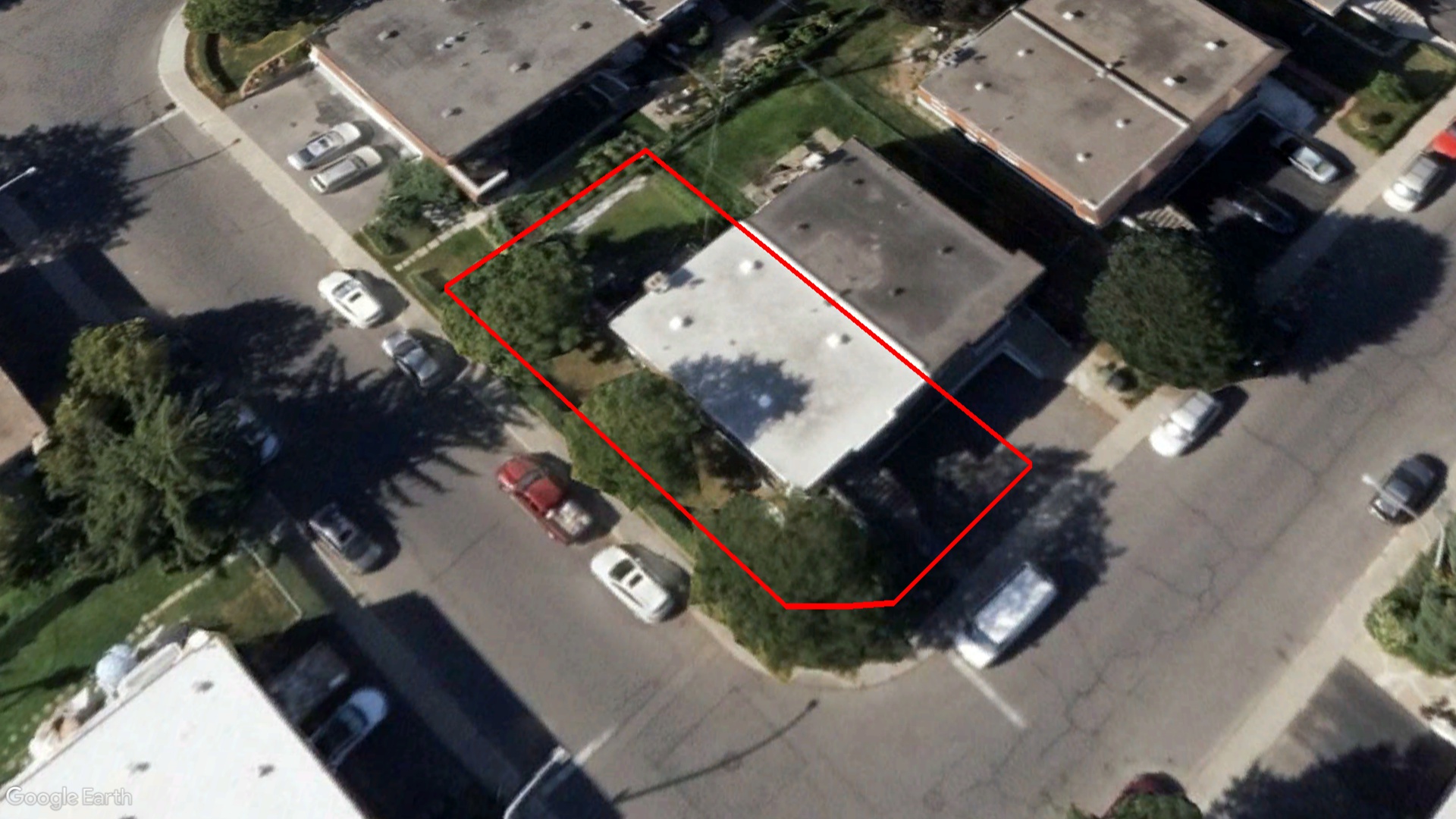 Tax Sale Montreal, Quebec - 041021-01