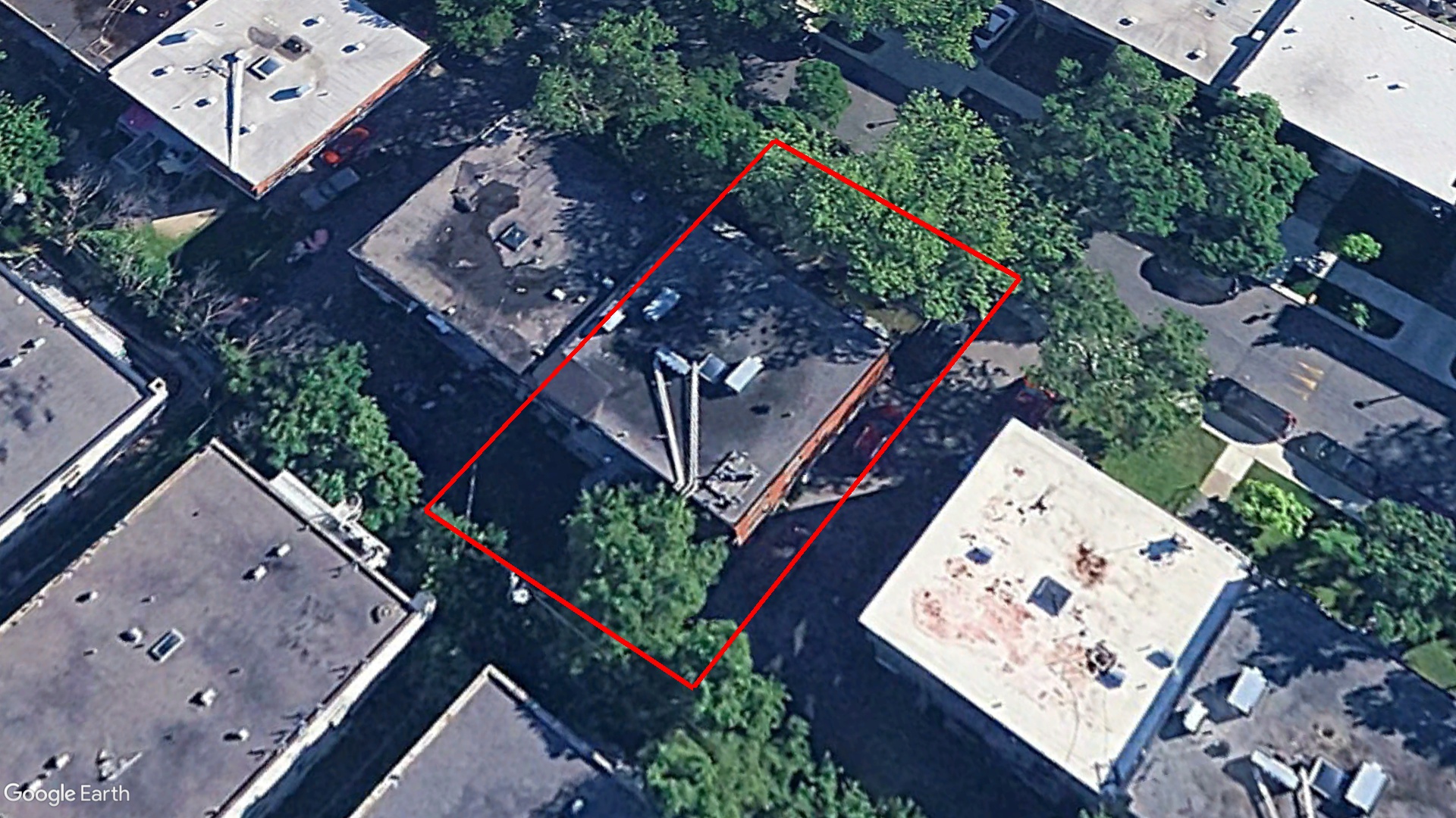 Tax Sale Montreal, Quebec - 020891-19