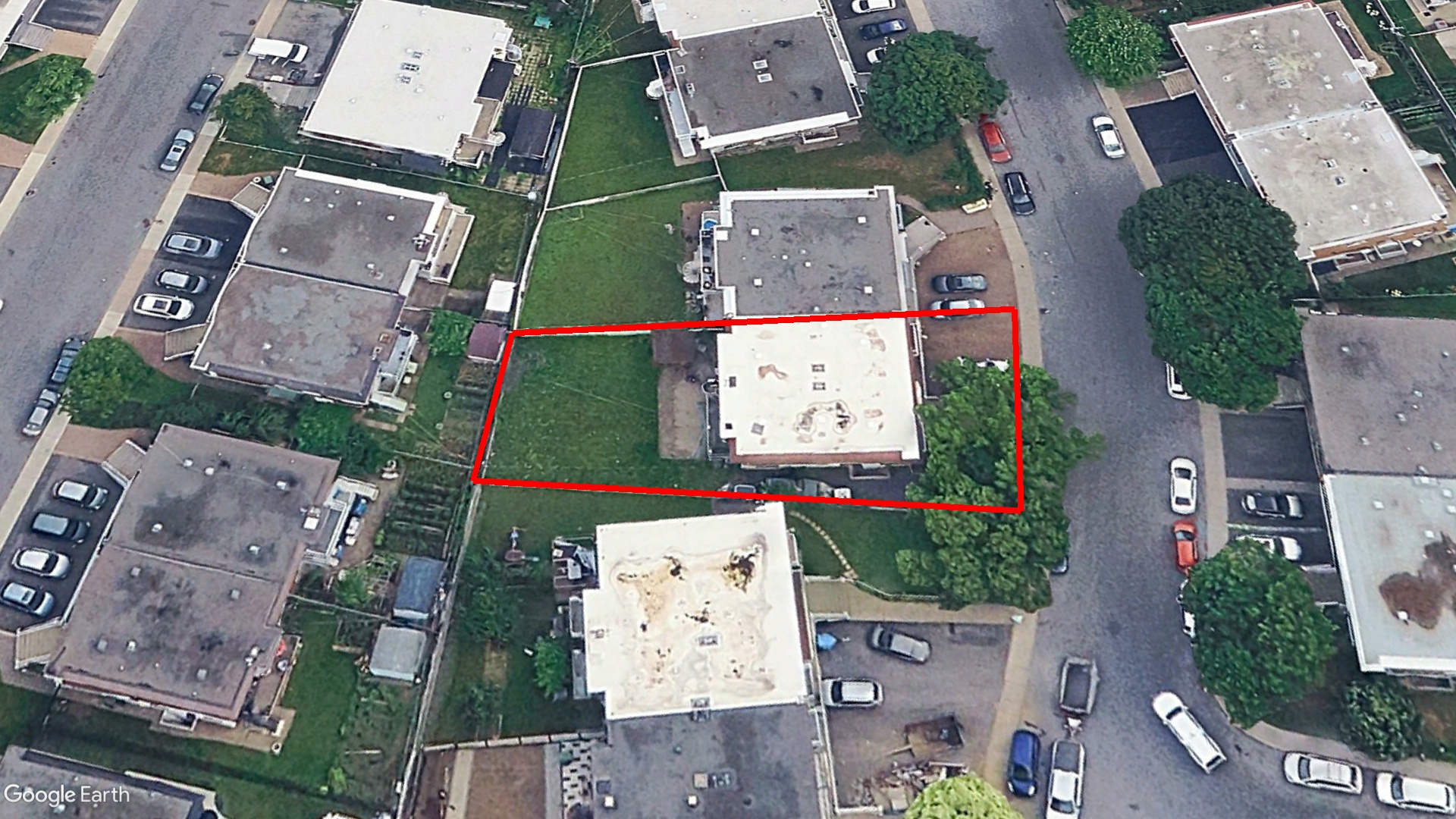 Tax Sale Montreal, Quebec - 020920-63