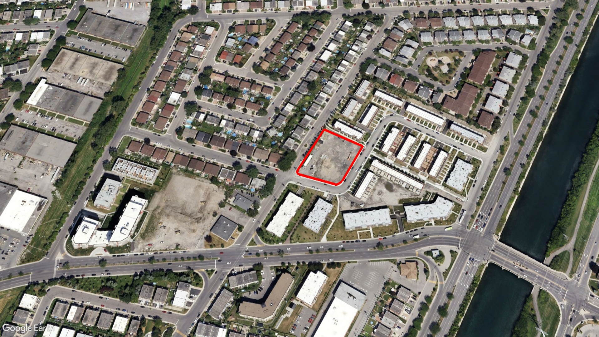 Tax Sale Montreal, Quebec - 052555-76