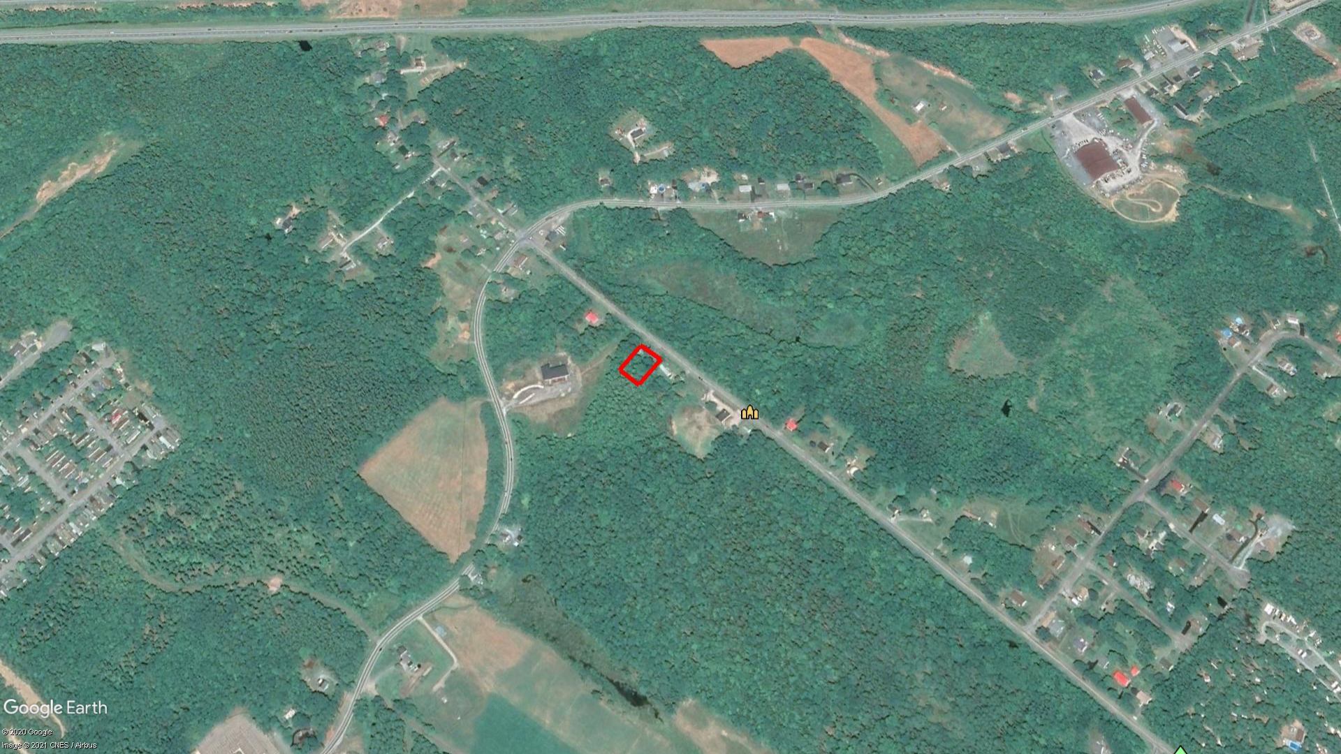 Tax Sale Lunenburg, Nova Scotia - 02388936