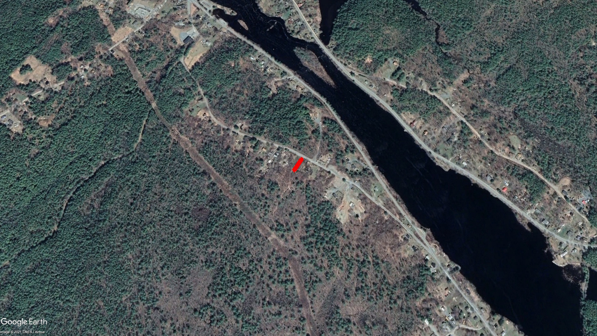 Tax Sale Queens, Nova Scotia - 04921976