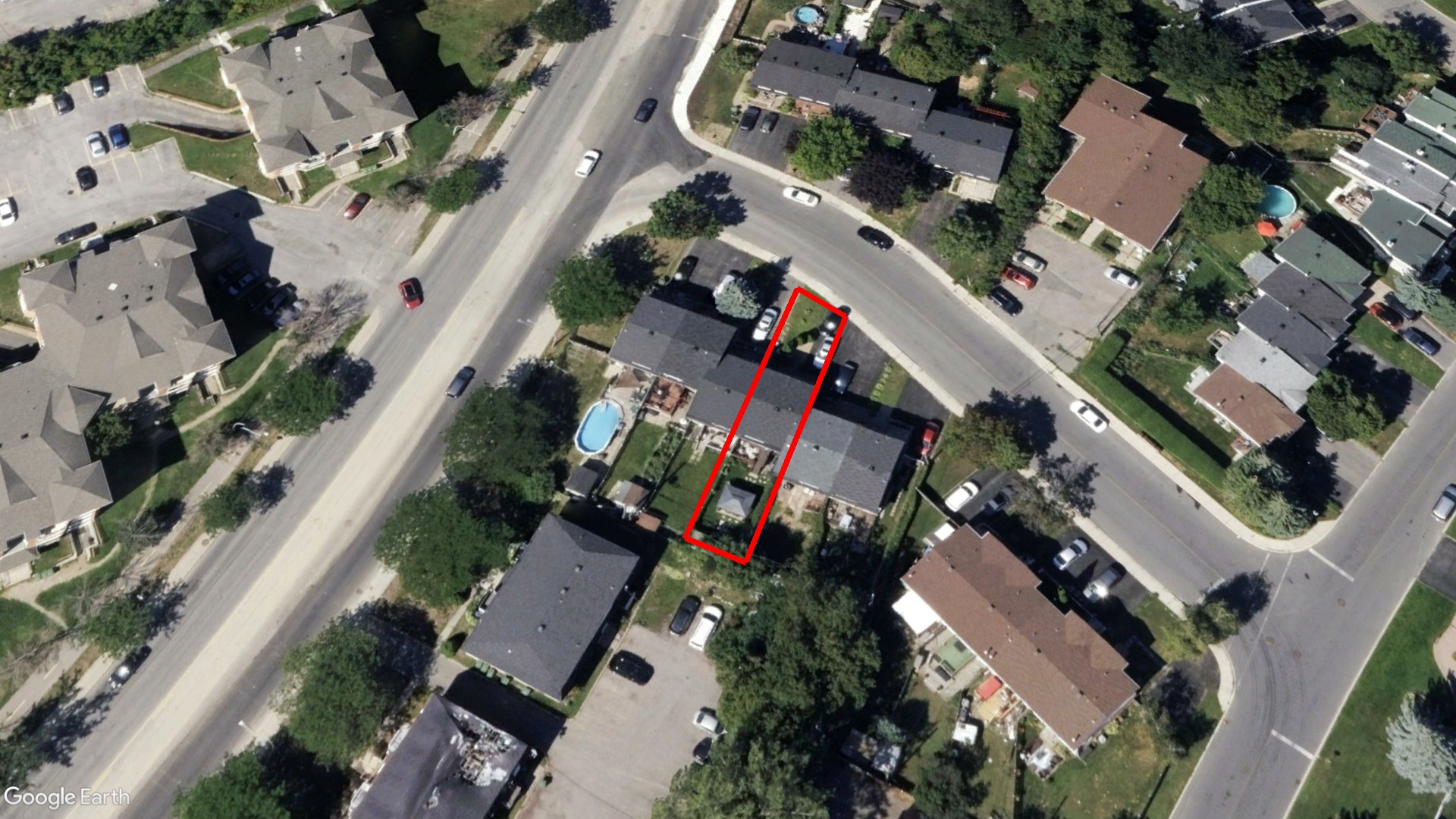 Tax Sale Montreal, Quebec - 040223-65