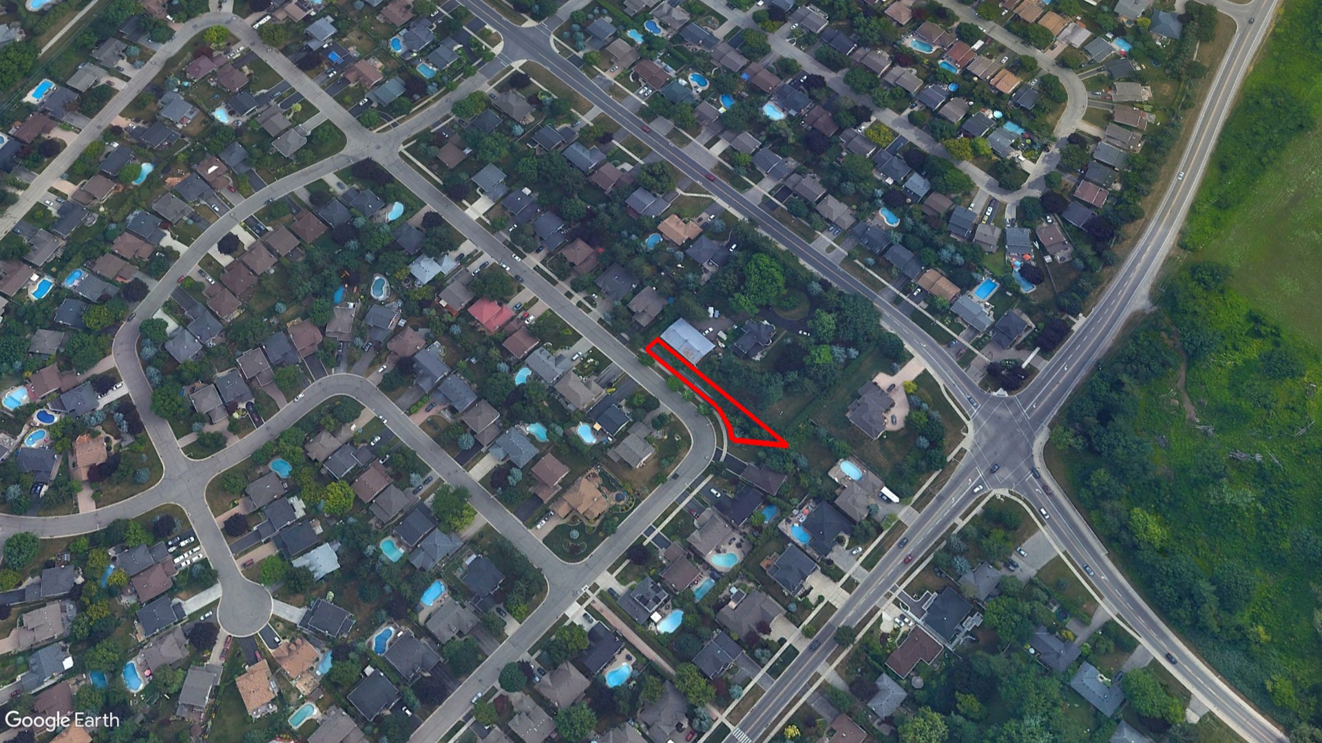 Tax Sale Hamilton, Ontario - 25 18 140.370.39925