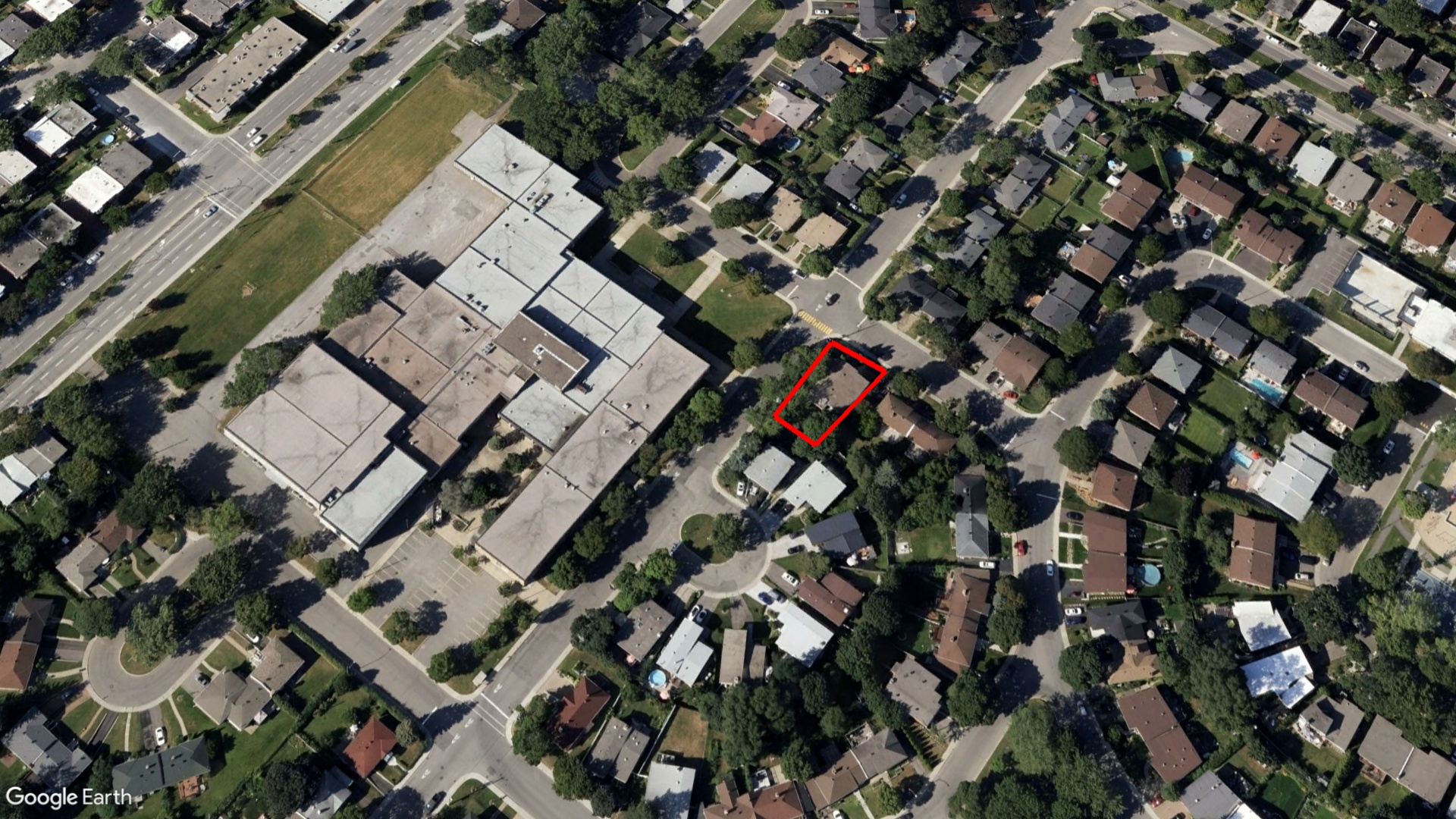 Tax Sale Montreal, Quebec - 040984-86