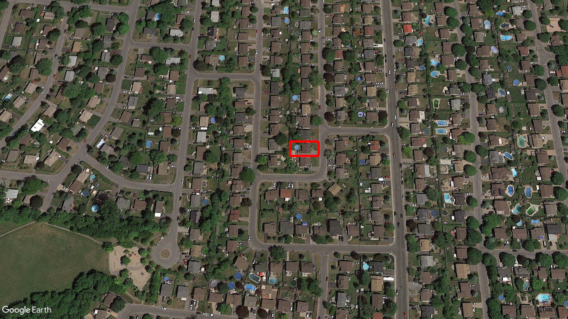 Tax Sale Montreal, Quebec - 040295-37