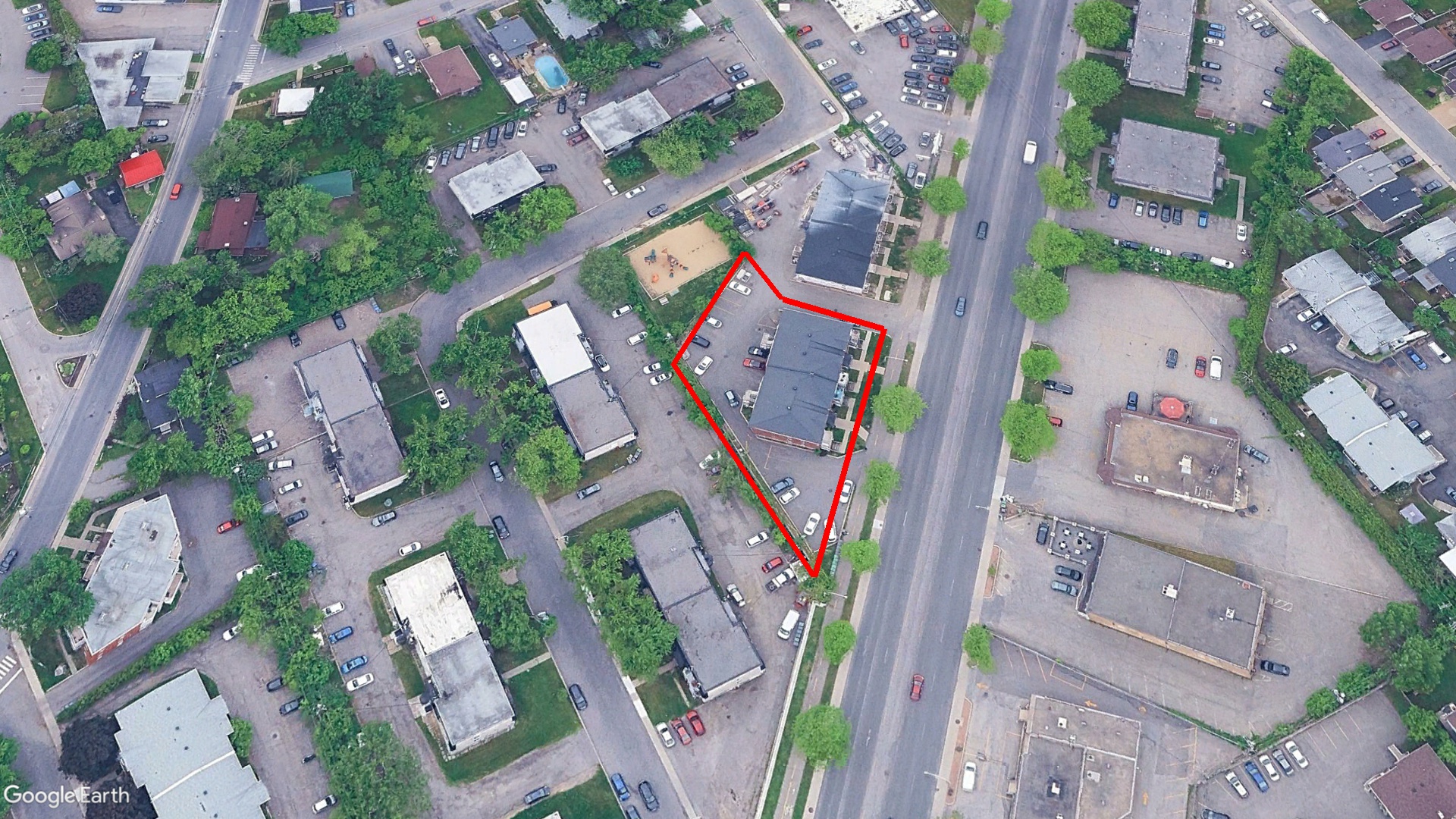 Tax Sale Montreal, Quebec - 052217-36